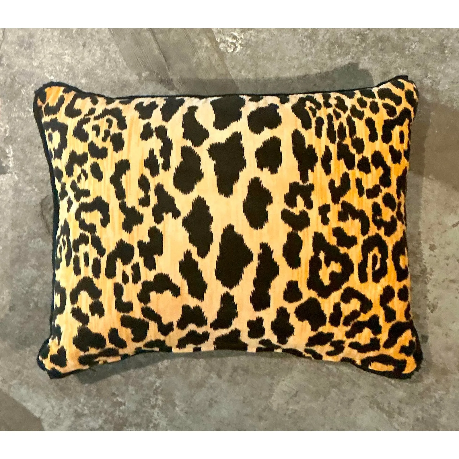 Vintage Boho Leopard Velvet Lumbar Pillow — additional photo 2