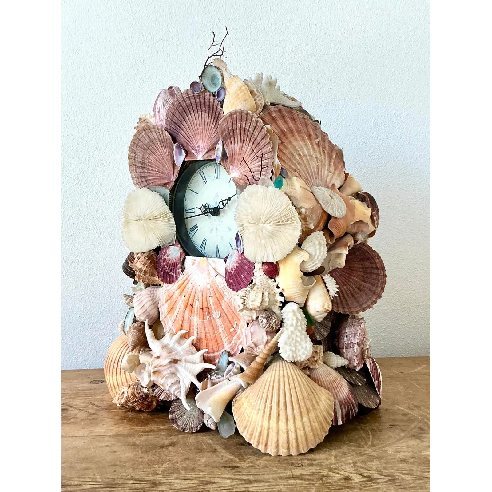 Vintage Boho Shell Encrusted Mantle Clock — additional photo 5
