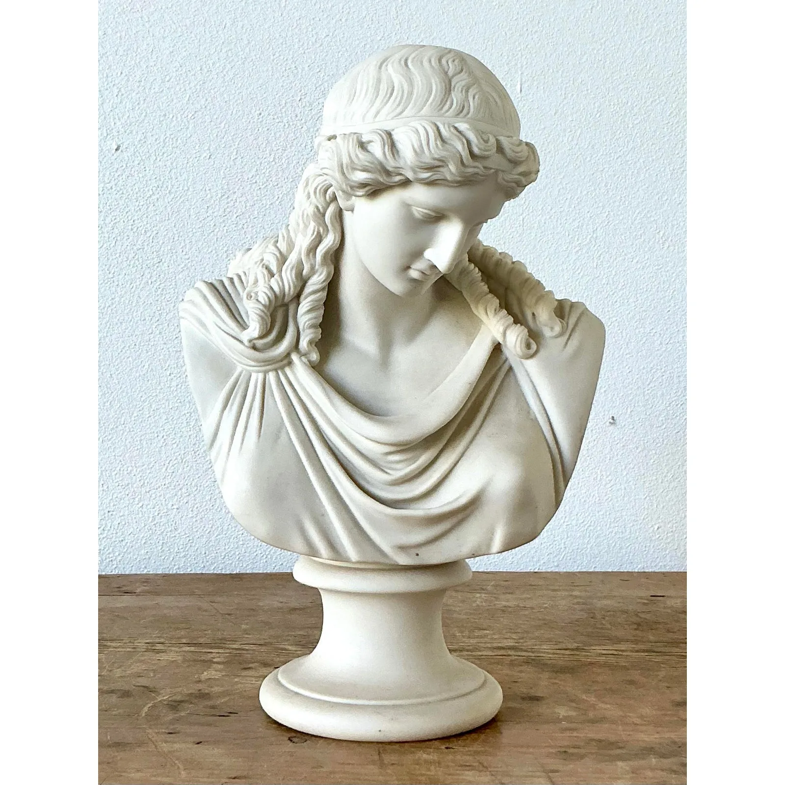 Vintage Boho Ceramic Bust of Goddess of Peace — additional photo 3