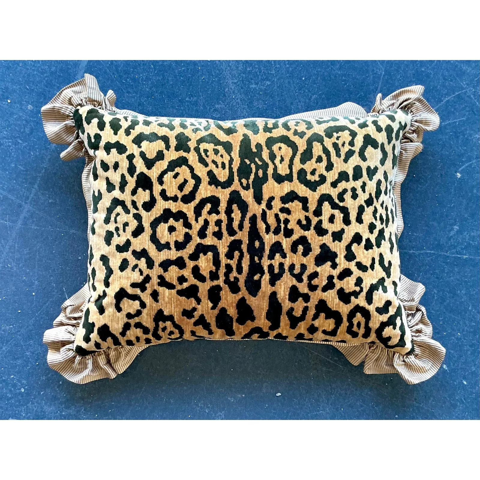 Vintage Regency Scalamandre Leopard Velvet Throw Pillow — additional photo 7