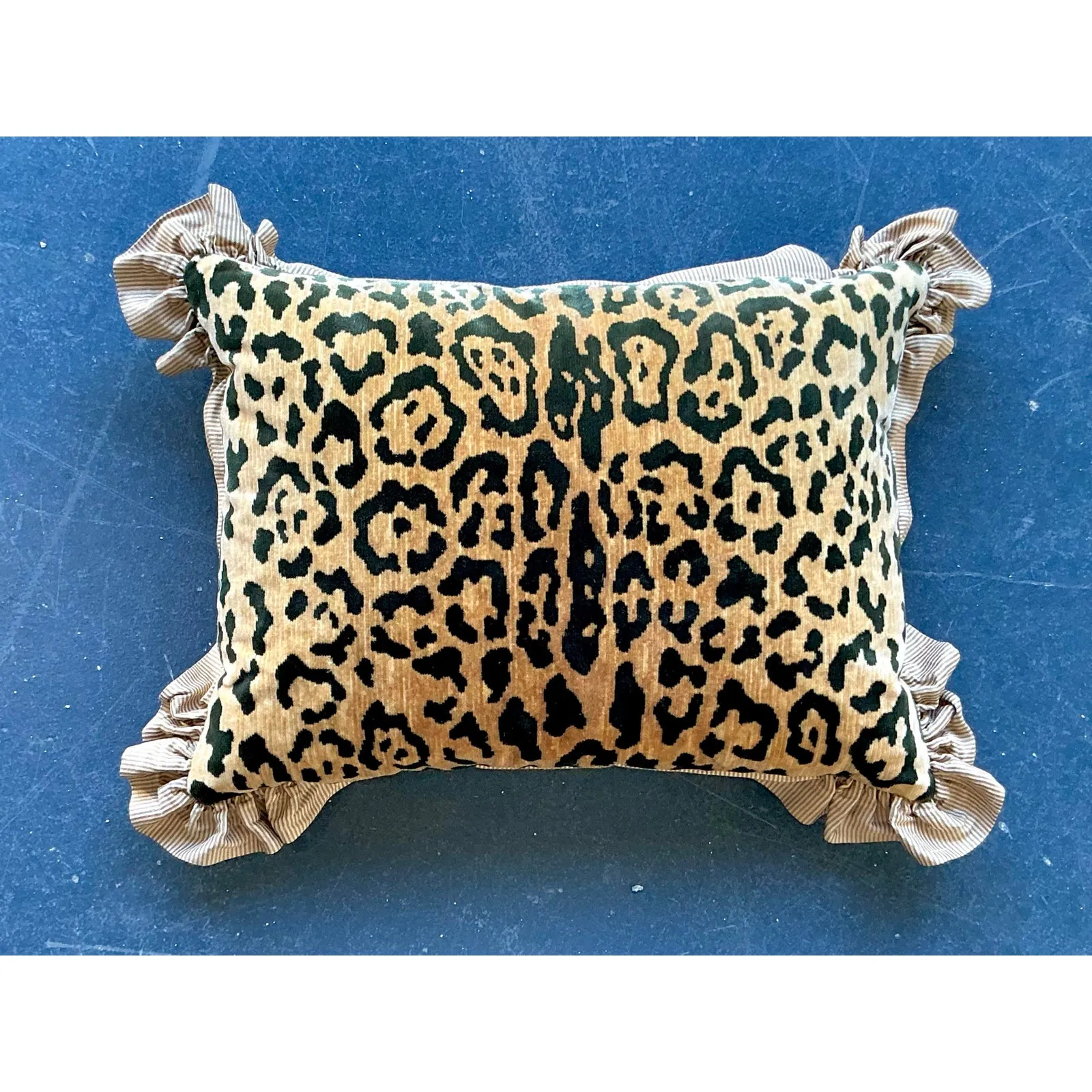 Vintage Regency Scalamandre Leopard Velvet Throw Pillow — additional photo 2