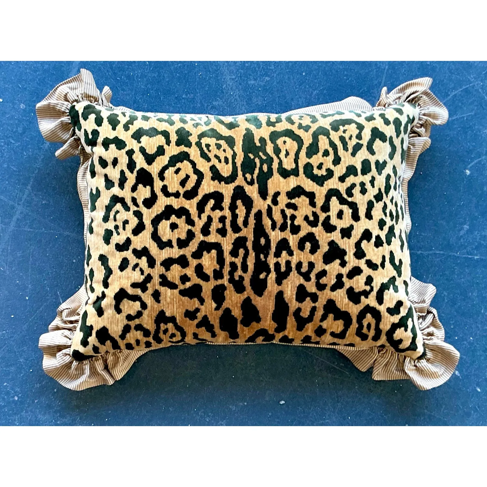 Vintage Regency Scalamandre Leopard Velvet Throw Pillow — additional photo 3