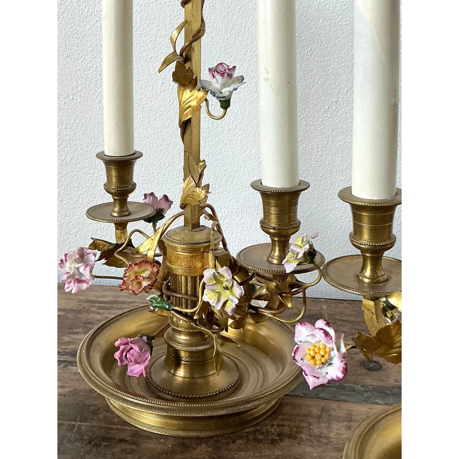 Vintage Regency Porcelain Roses Lamps - a Pair — additional photo 8