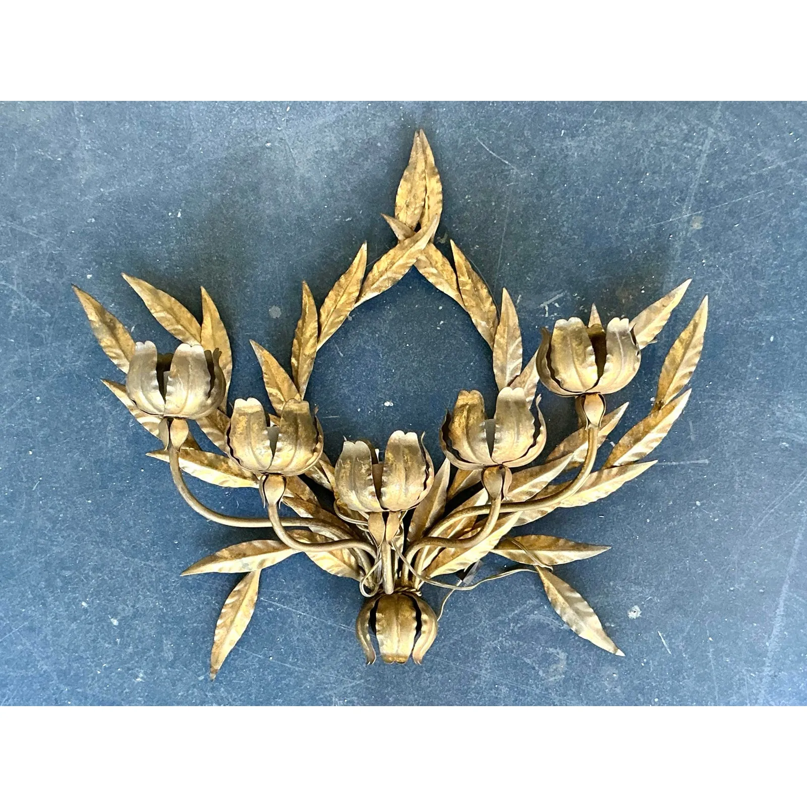 Vintage Regency Laurel Leaf Wall Sconce — additional photo 3