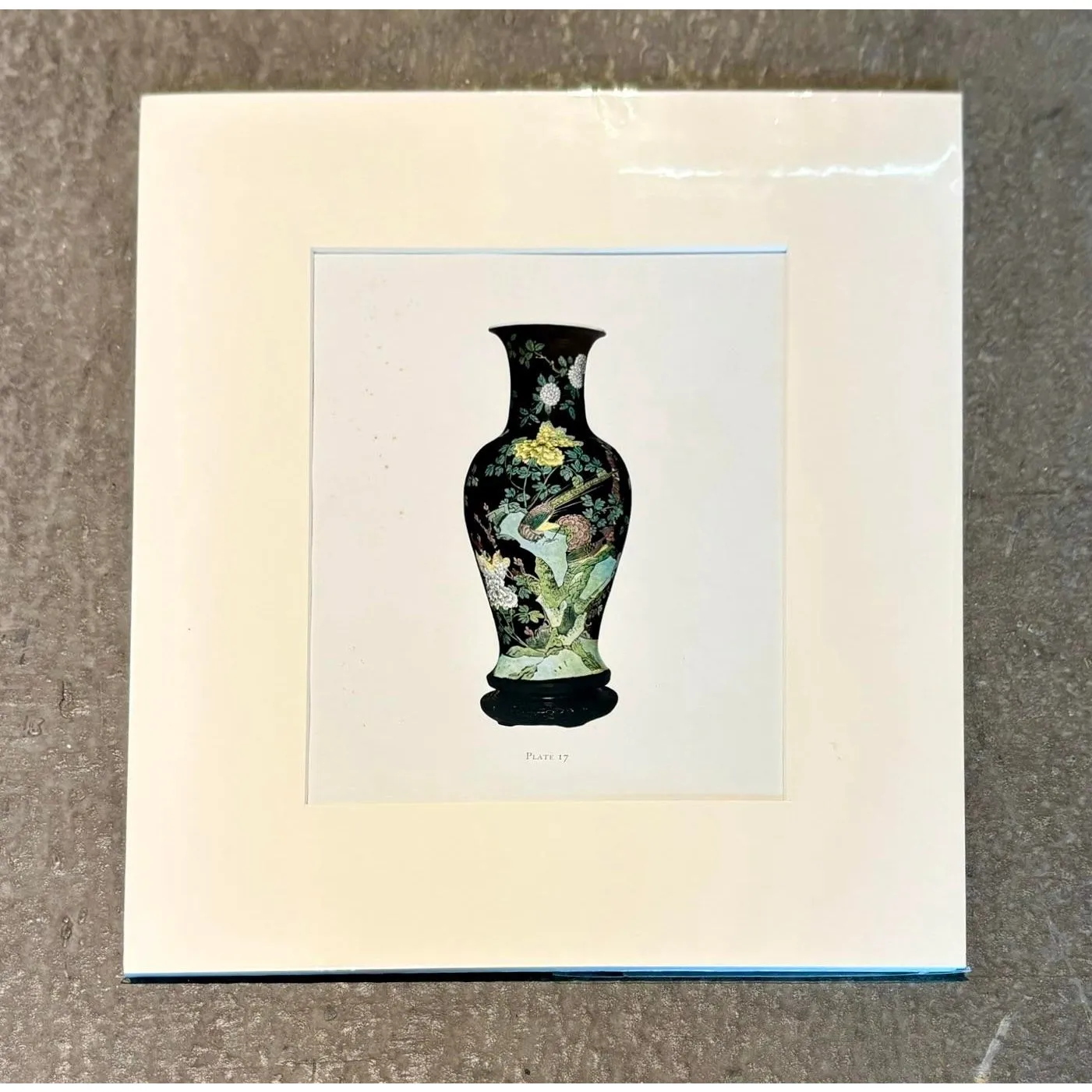 Vintage Boho Print of Chinese Porcelain Vase — additional photo 3