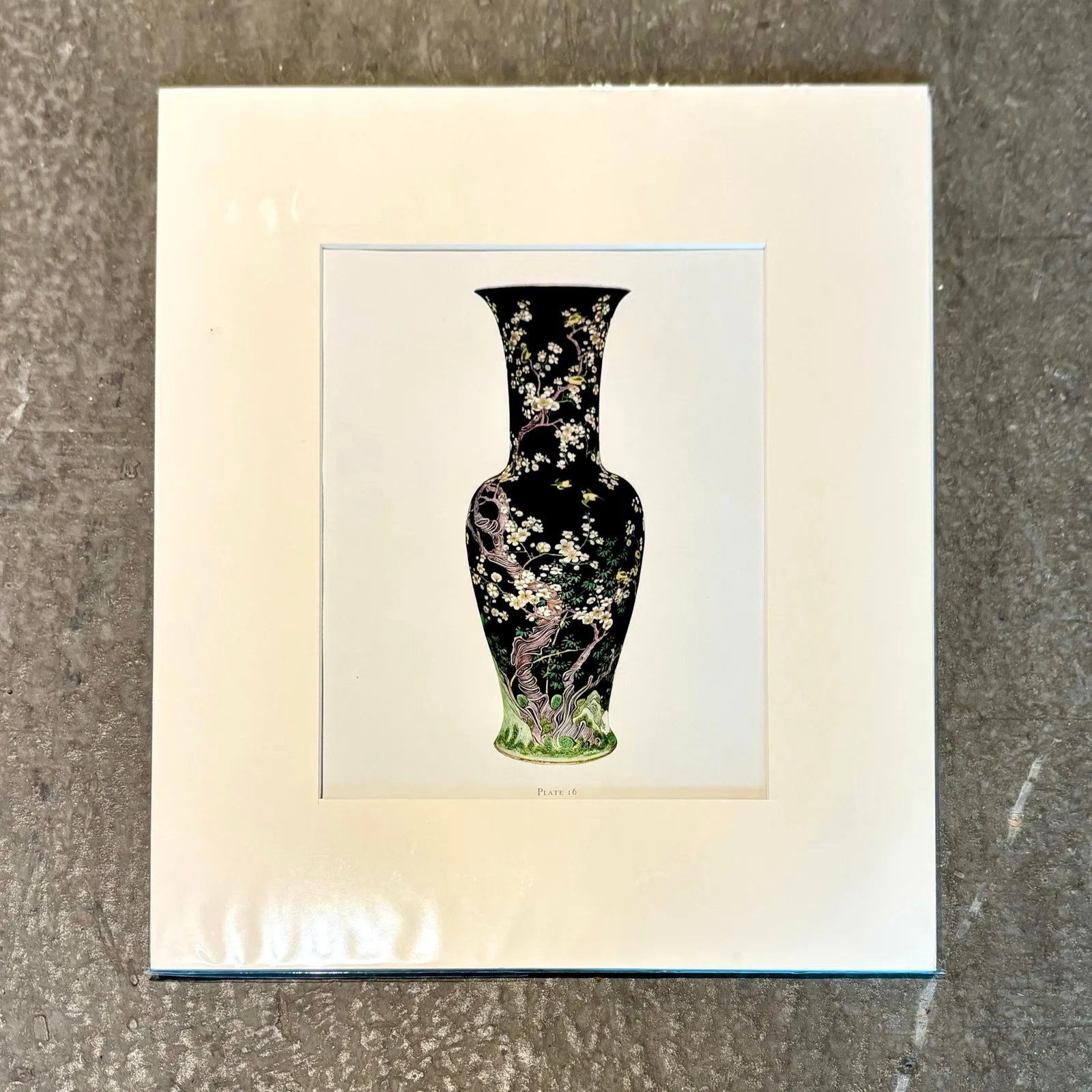 Vintage Boho Chinese Porcelain Vase Print — additional photo 7