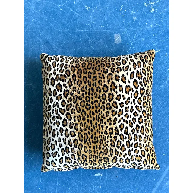 Vintage Boho Leopard Velvet Pillow — additional photo 4