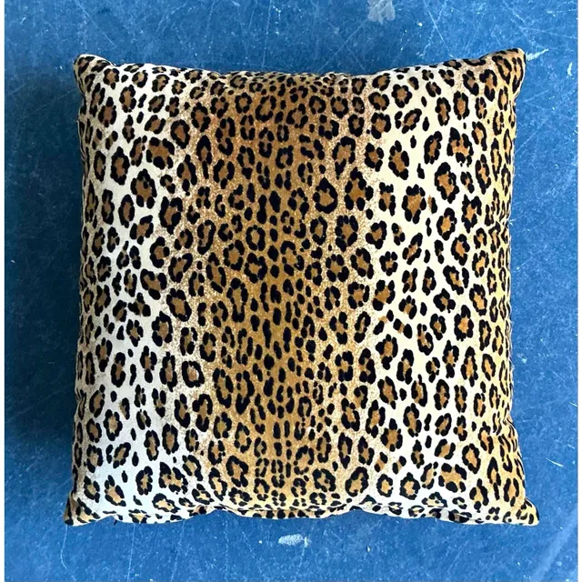 Vintage Boho Leopard Velvet Pillow — additional photo 5