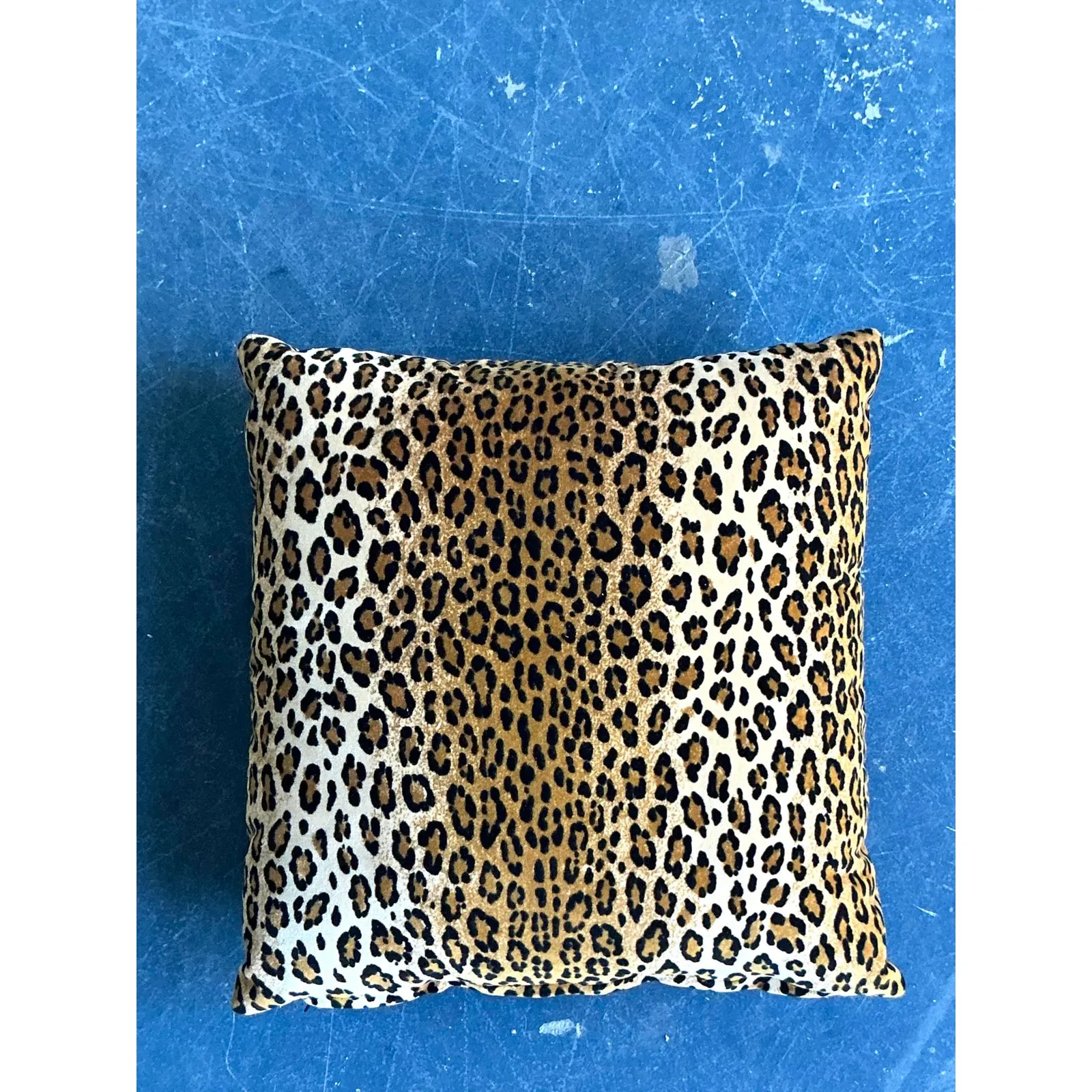 Vintage Boho Leopard Velvet Pillow — additional photo 6