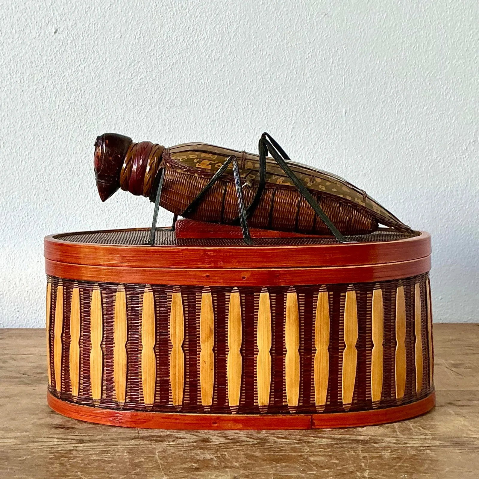 Vintage Shanghai Handicrafts Bug Box — additional photo 6