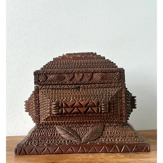 Vintage Boho Monumental Tramp Art Box — additional photo 1