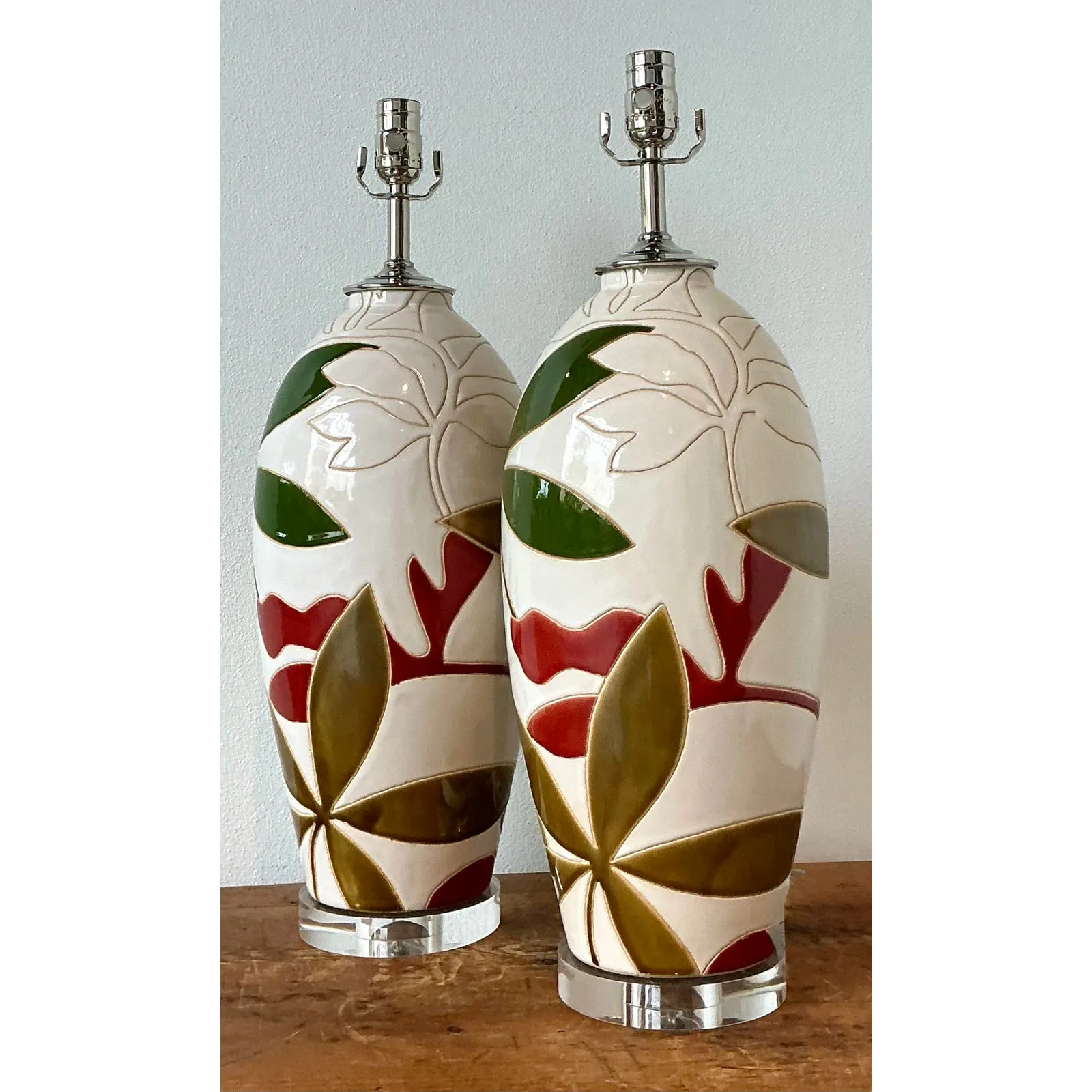 Vintage Boho Etched Glazed Ceramic Lamps - A Pair — additional photo 6