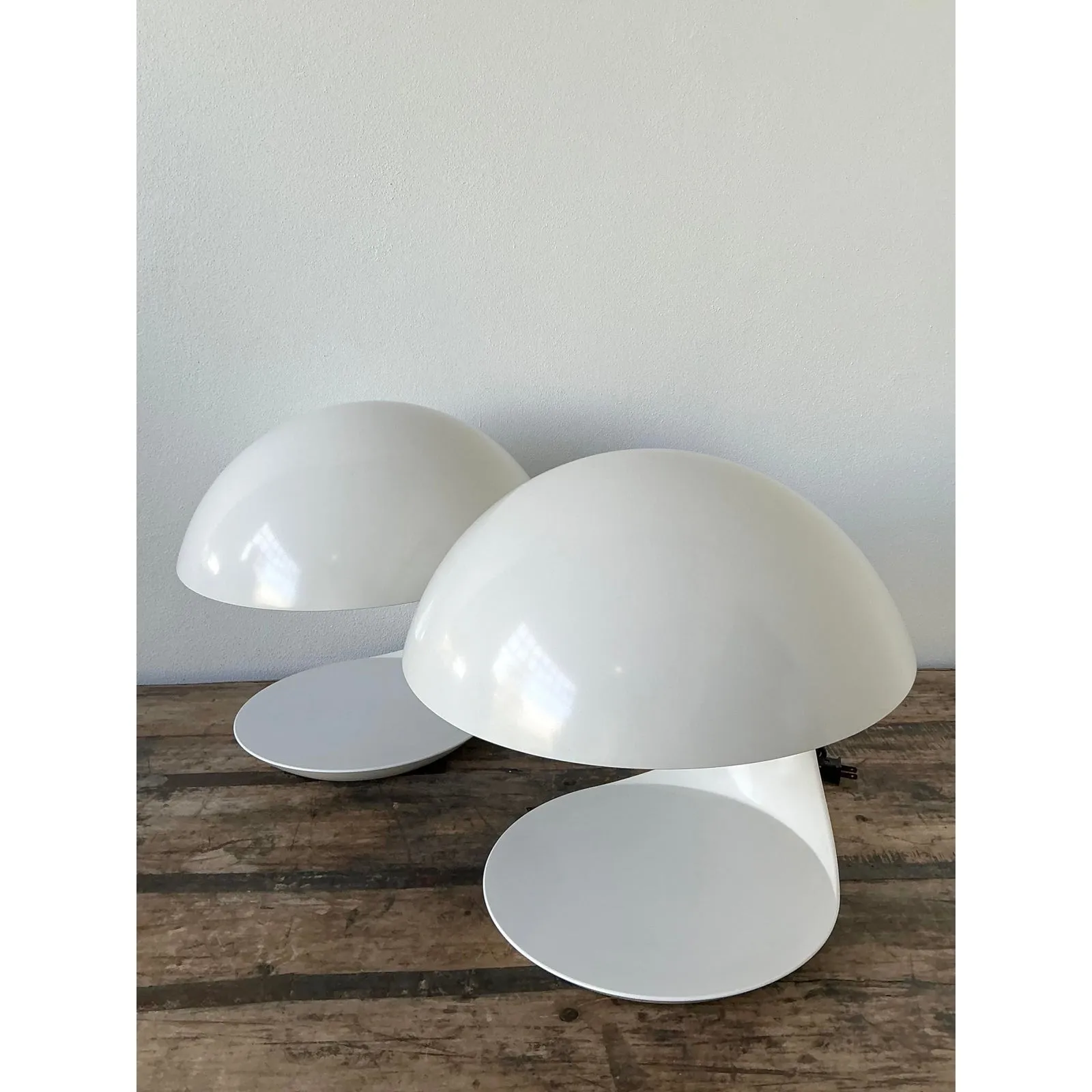 Vintage MCM Elio Martinelli “Cobra” Lamps - A Pair — additional photo 3
