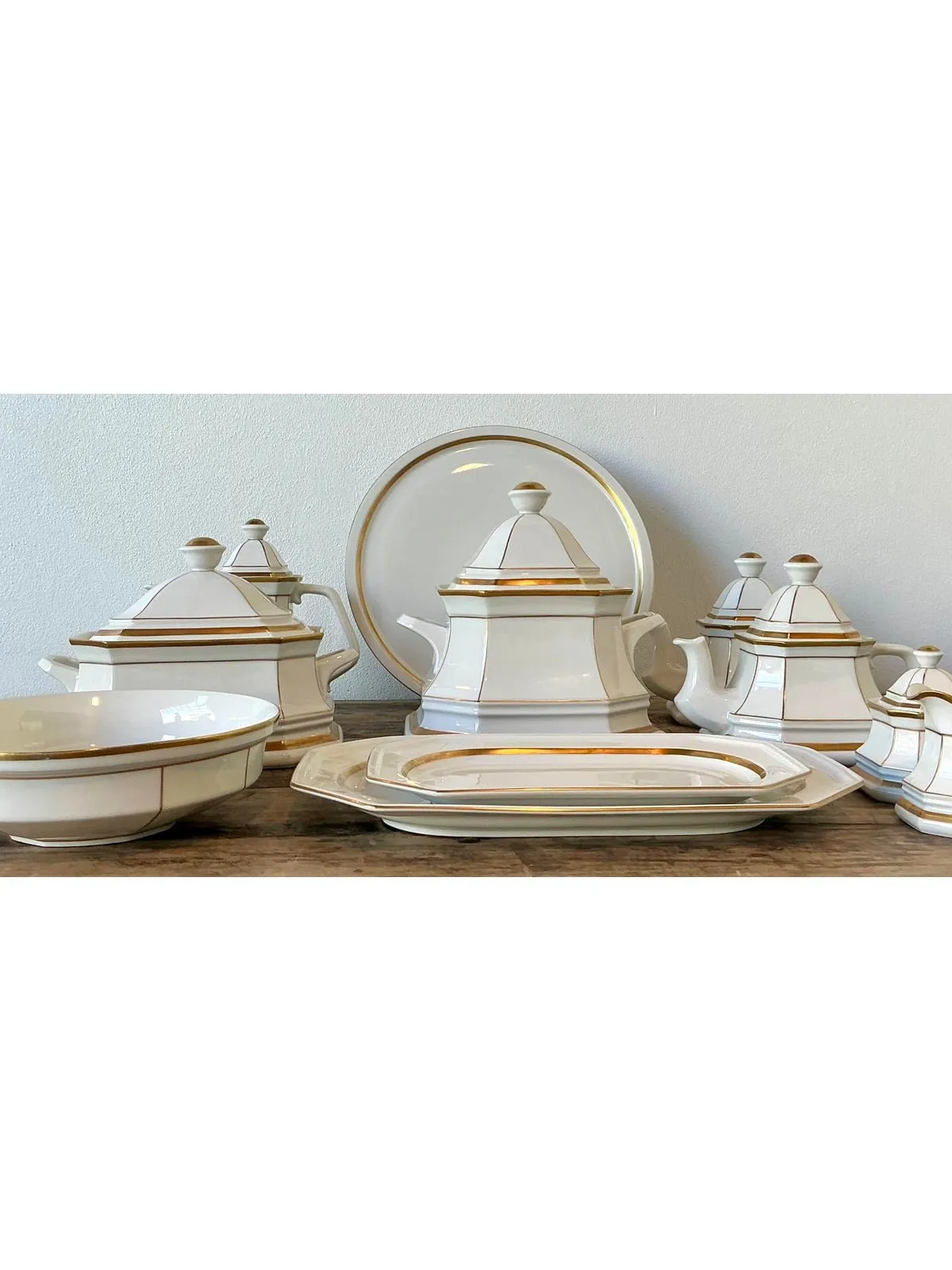 Vintage Italian Gallerie De Porcelaine “Lombardi Medici” Serving Set of 11