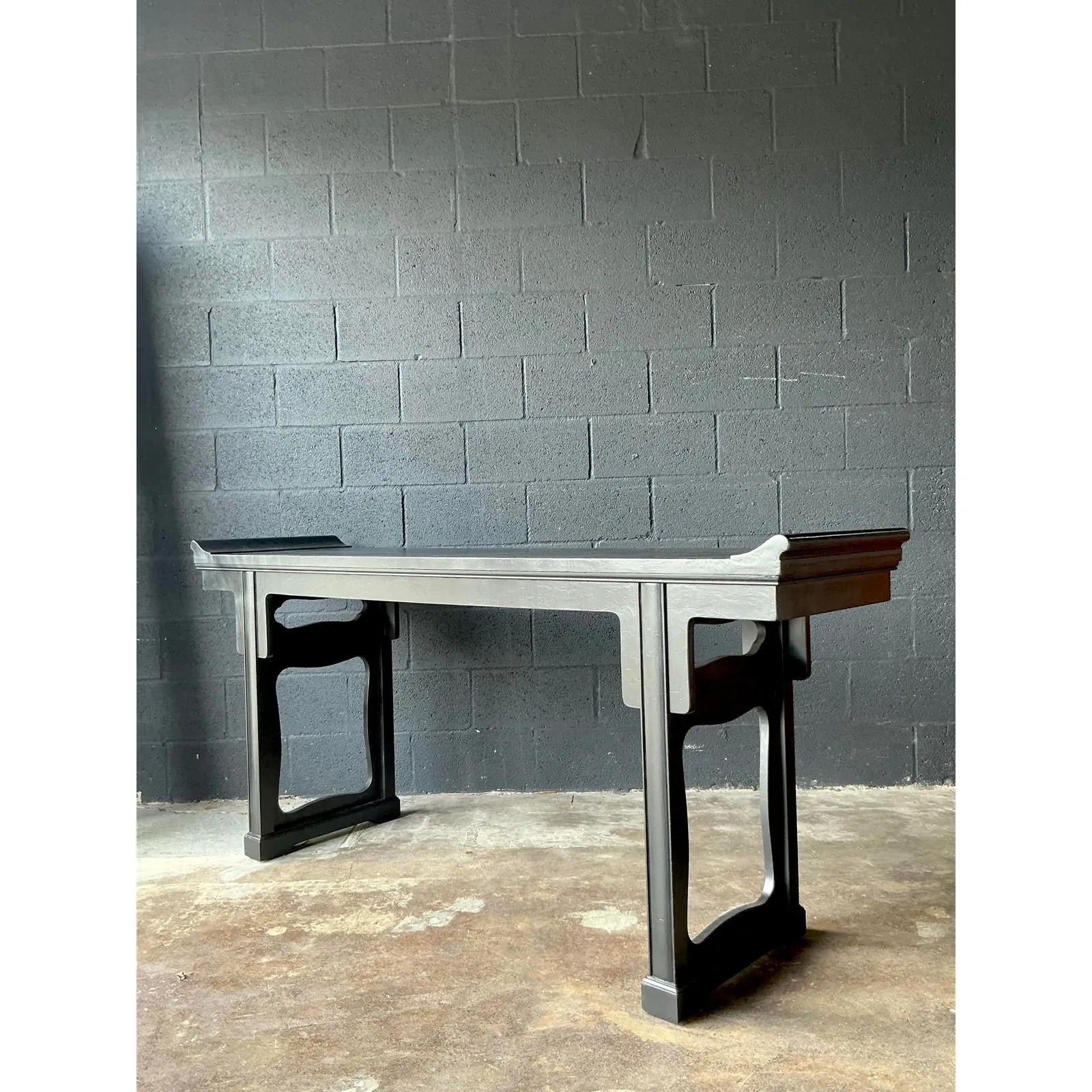 Vintage Boho Baker Pagoda Console Table — additional photo 3