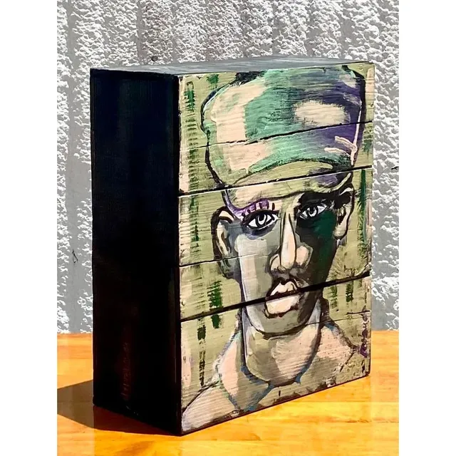 Contemporary Original Abstract Oil Portrait on Crate Signed Roland — additional photo 8