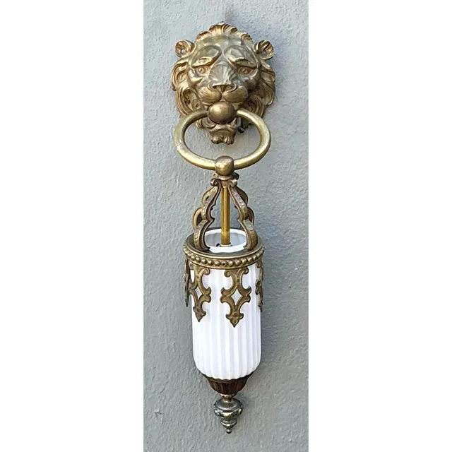 Vintage Gothic Lions Head Sconce — additional photo 1