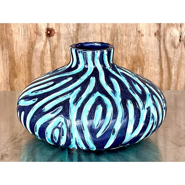 Vintage Boho Wiggles Pottery Vase — additional photo 2