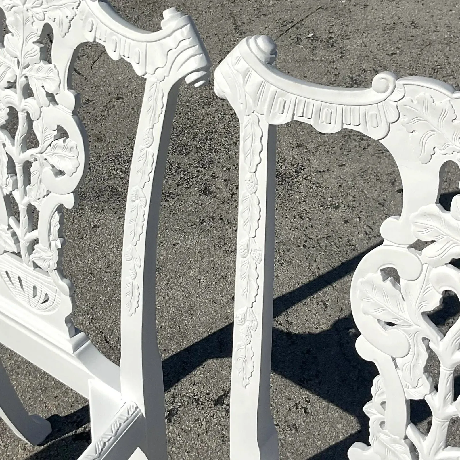 Vintage Regency White Ball and Claw Foot Carved Chippendale Chairs - a Pair — additional photo 3