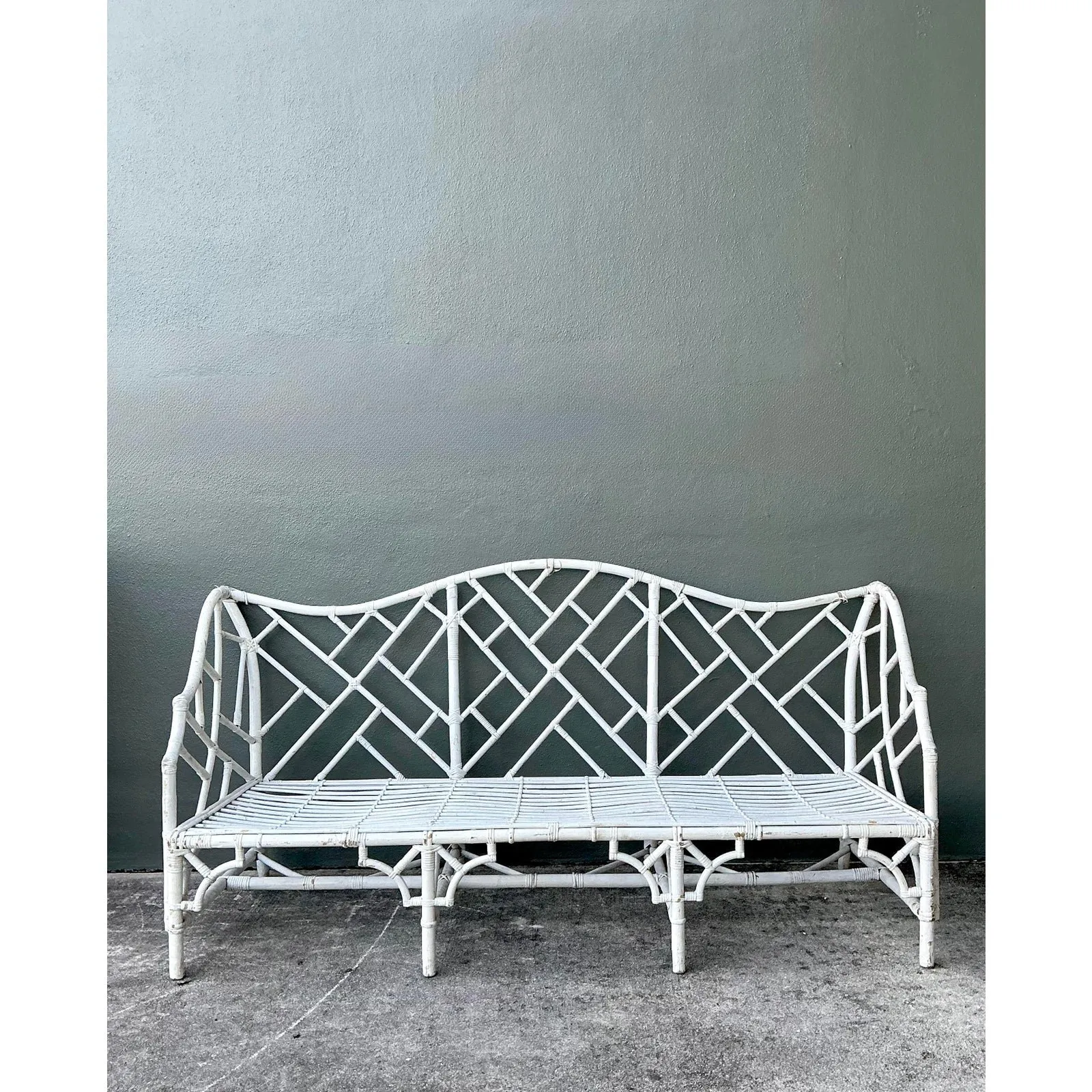 Vintage Chinese Chippendale Camel Back Rattan Sofa — additional photo 8
