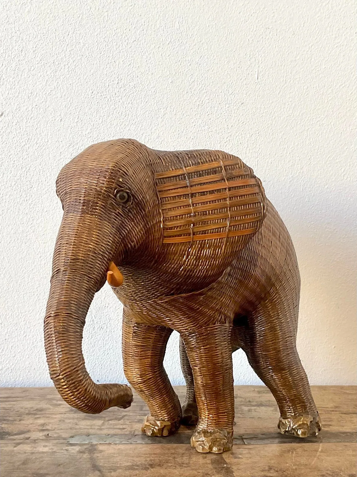 Vintage Shanghai Handicrafts Elephant Basket - Back view