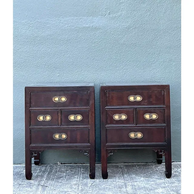 Vintage Henredon Fretwork Nightstands - A Pair — additional photo 3