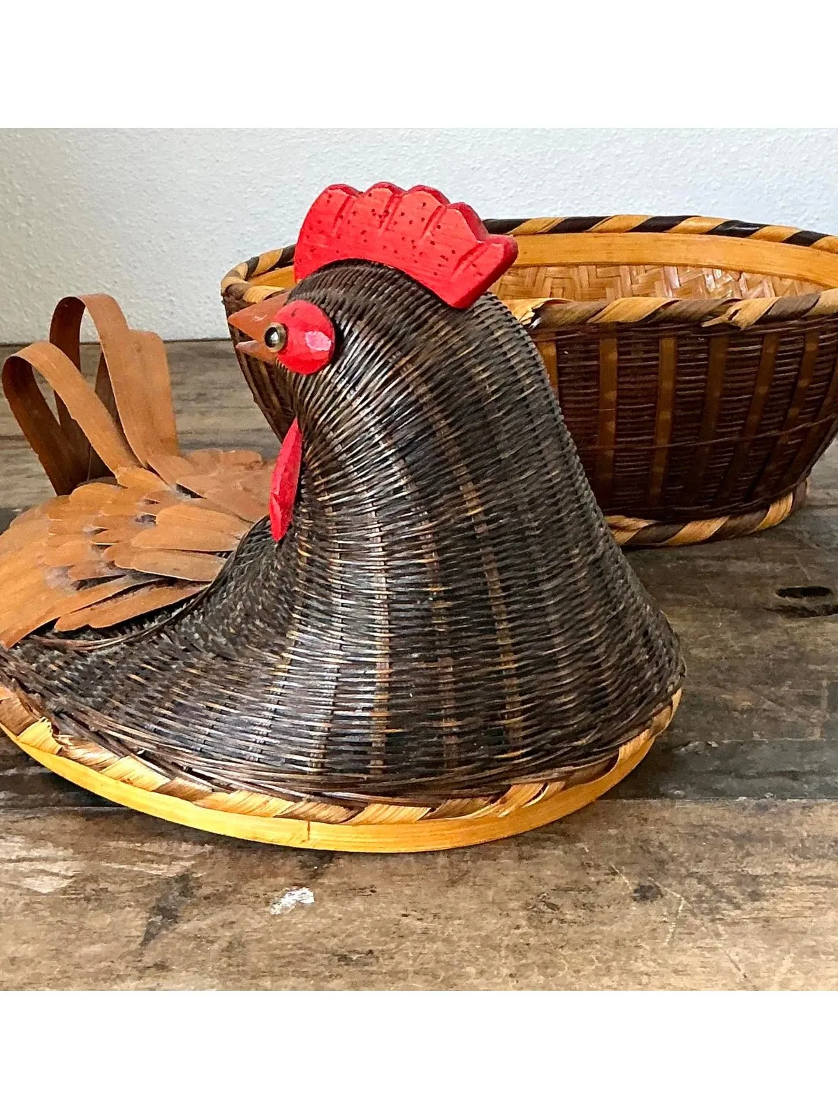 Vintage Shanghai Handicrafts Chicken Basket — additional photo 2