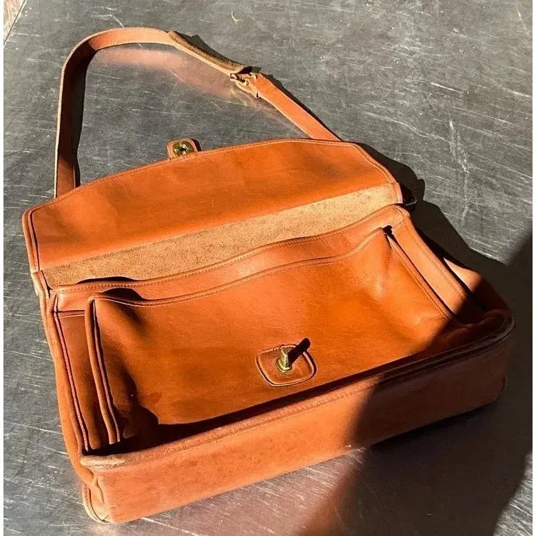Vintage Coach Beekman Briefcase — additional photo 3