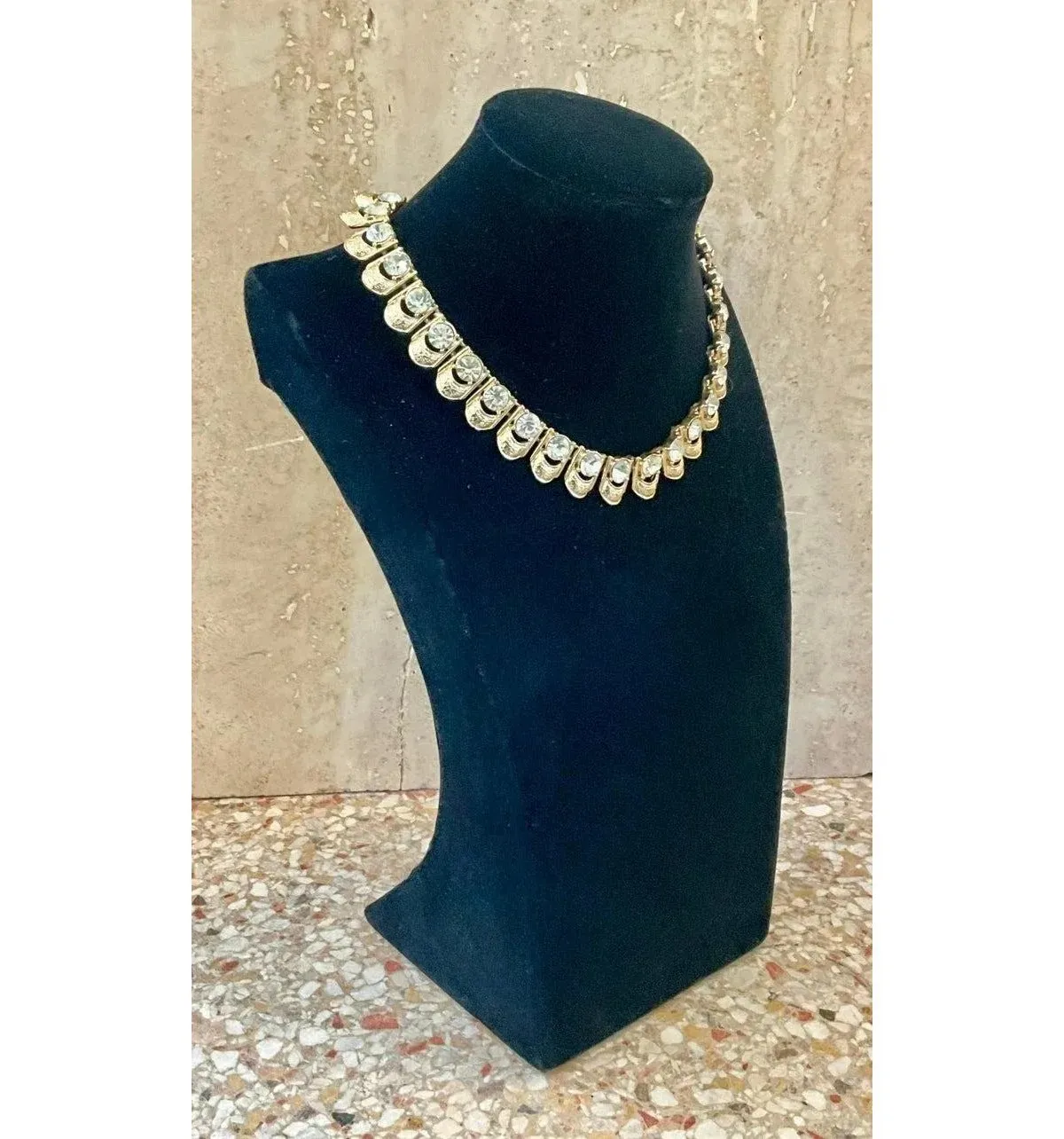 Vintage Gold Toned Signed Coro Necklace — additional photo 3