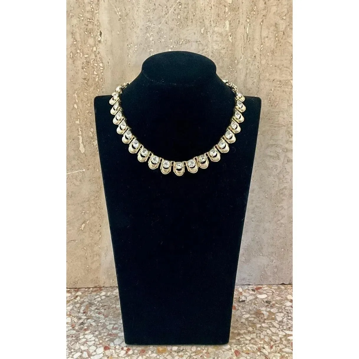 Vintage Gold Toned Signed Coro Necklace — additional photo 5