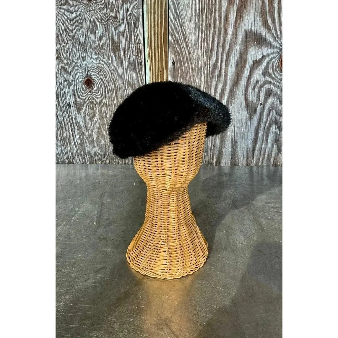 Vintage Genuine Mink Fur Hat — additional photo 1