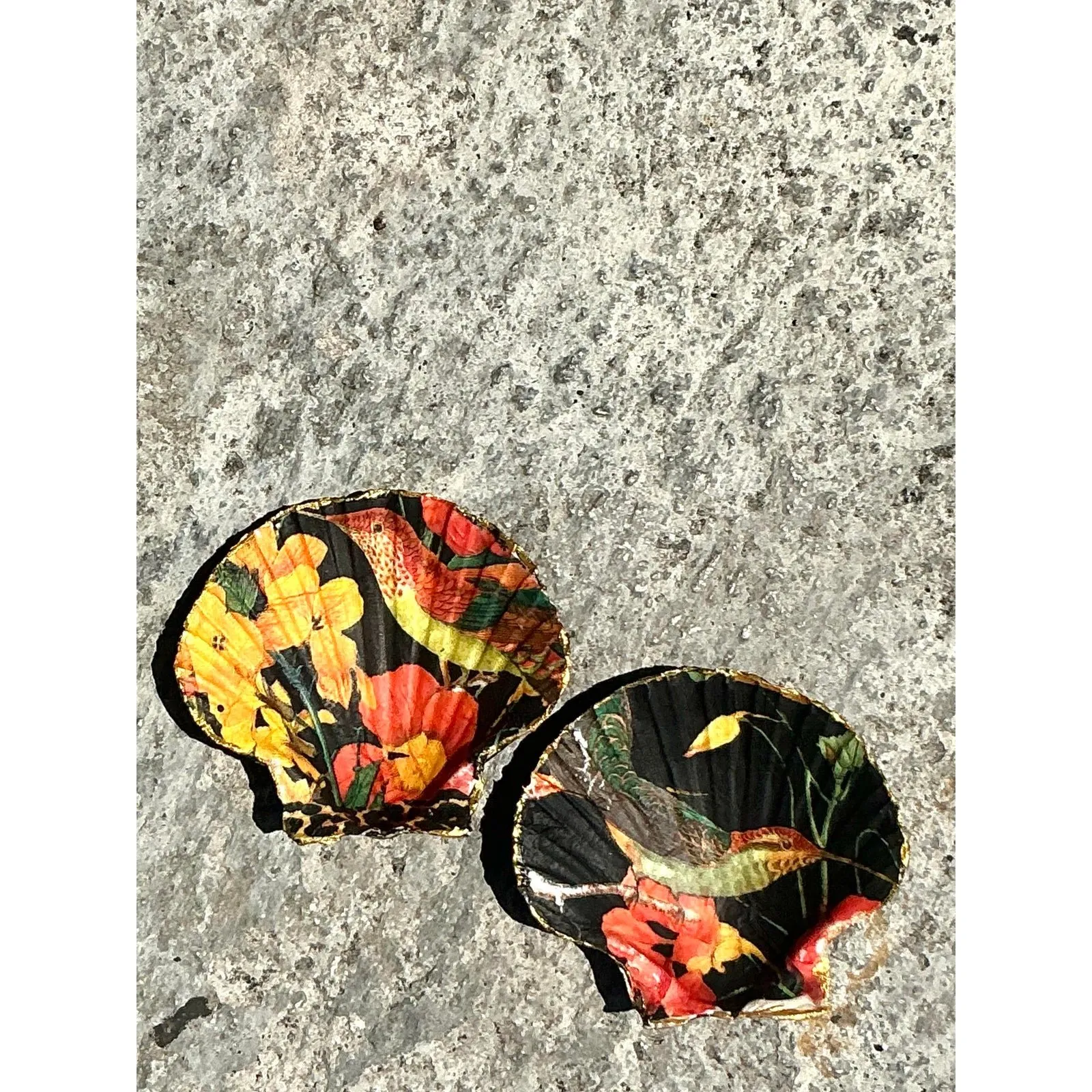 Vintage Boho Decoupage Oyster Shells - Set of 2 - Synthetic, 3.75W x 1H — additional photo 3