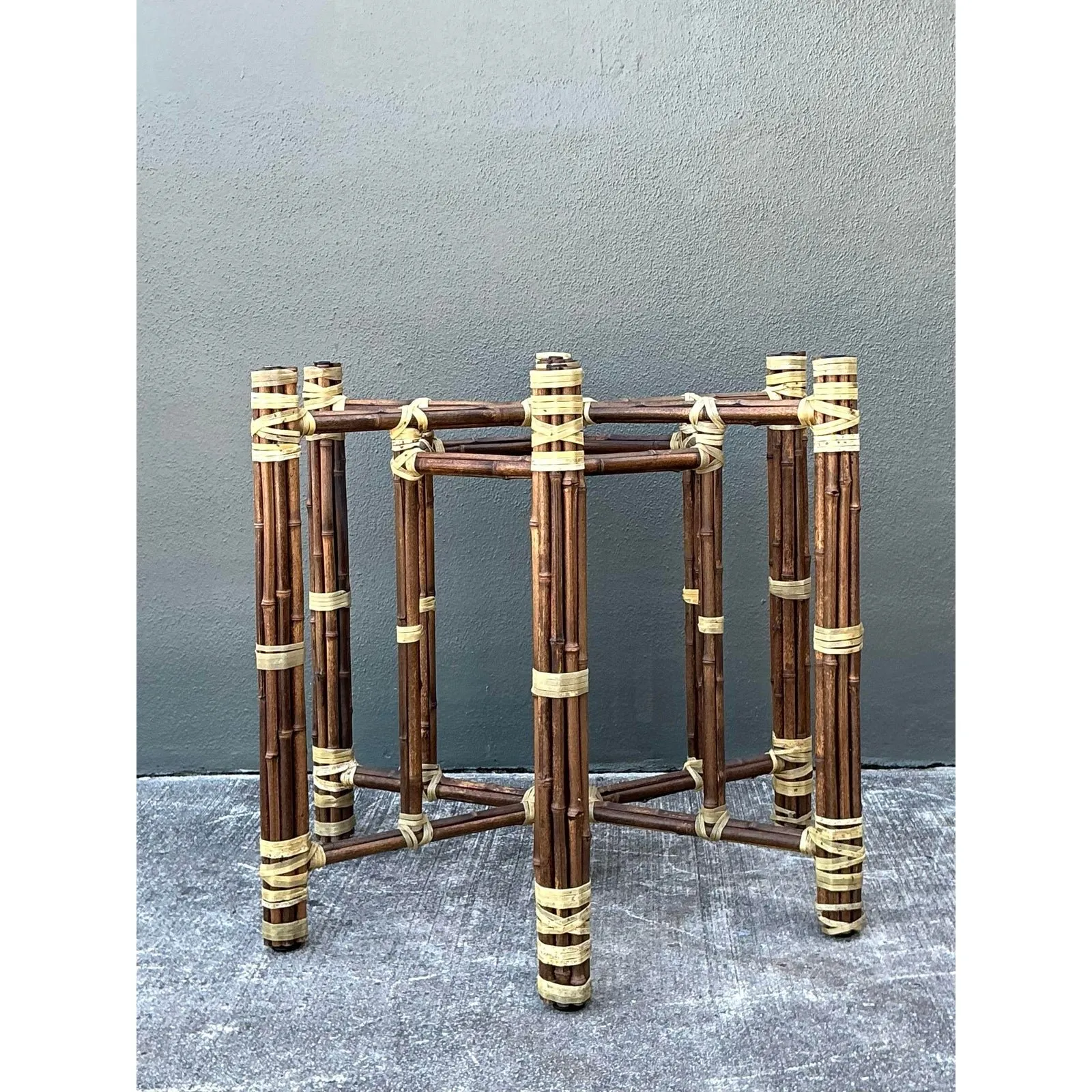 Vintage Bundled Rattan Dining Table Pedestal — additional photo 2