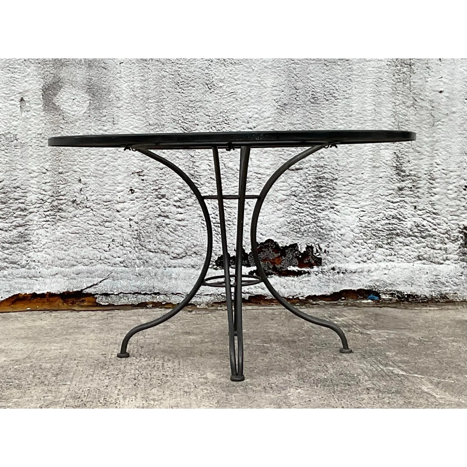Mid 20th Century Black Wrought Iron Dining Table After Russell Woodard — additional photo 4