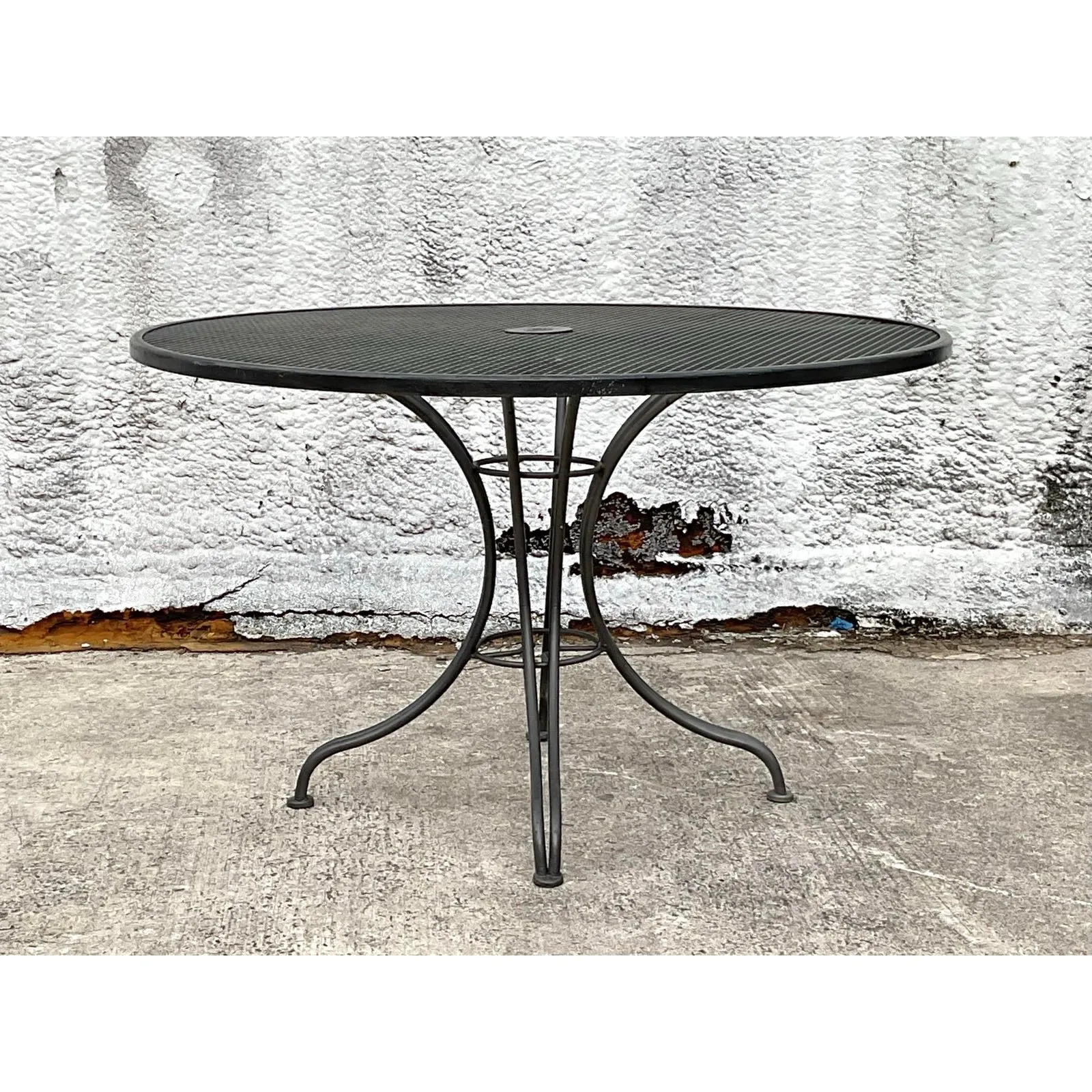 Mid 20th Century Black Wrought Iron Dining Table After Russell Woodard — additional photo 2