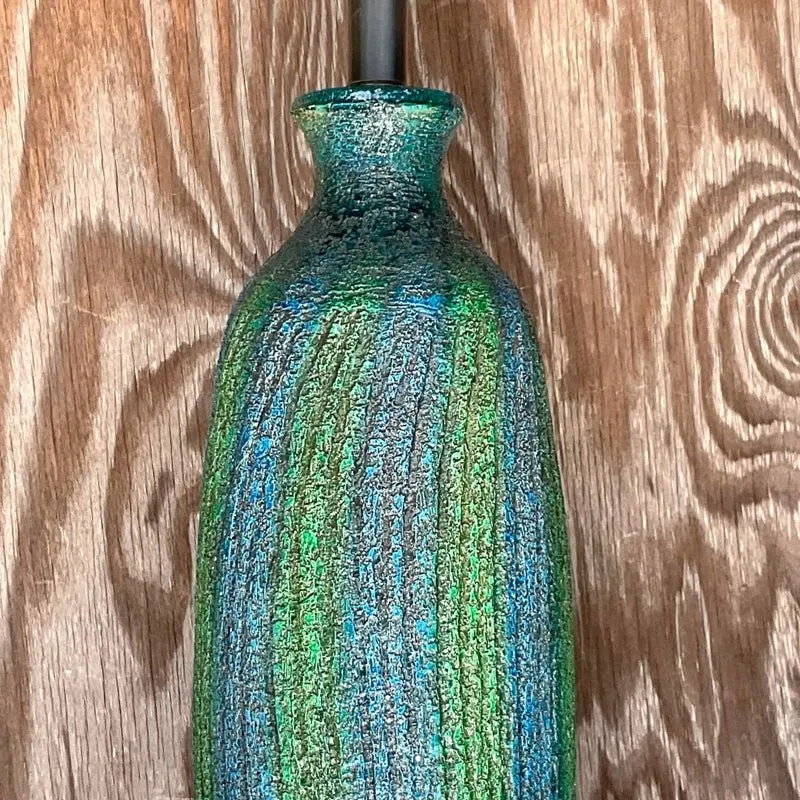 Vintage Midcentury Textured Stripe Table Lamp — additional photo 6
