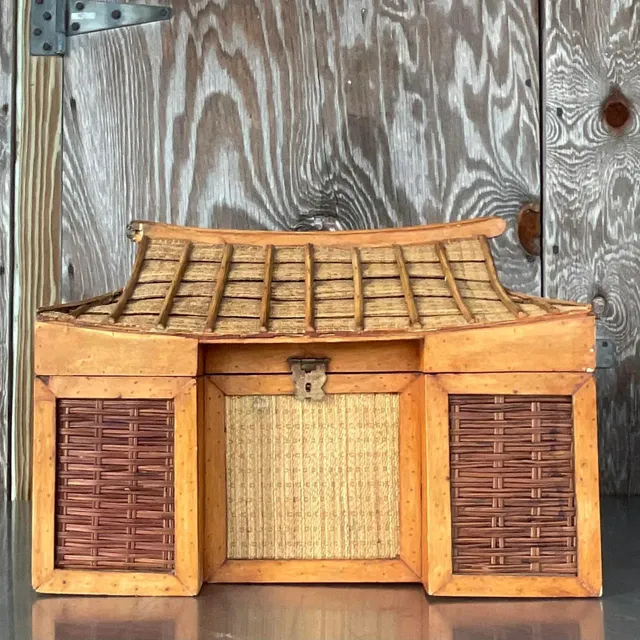 Vintage Boho Pagoda Trunk — additional photo 2