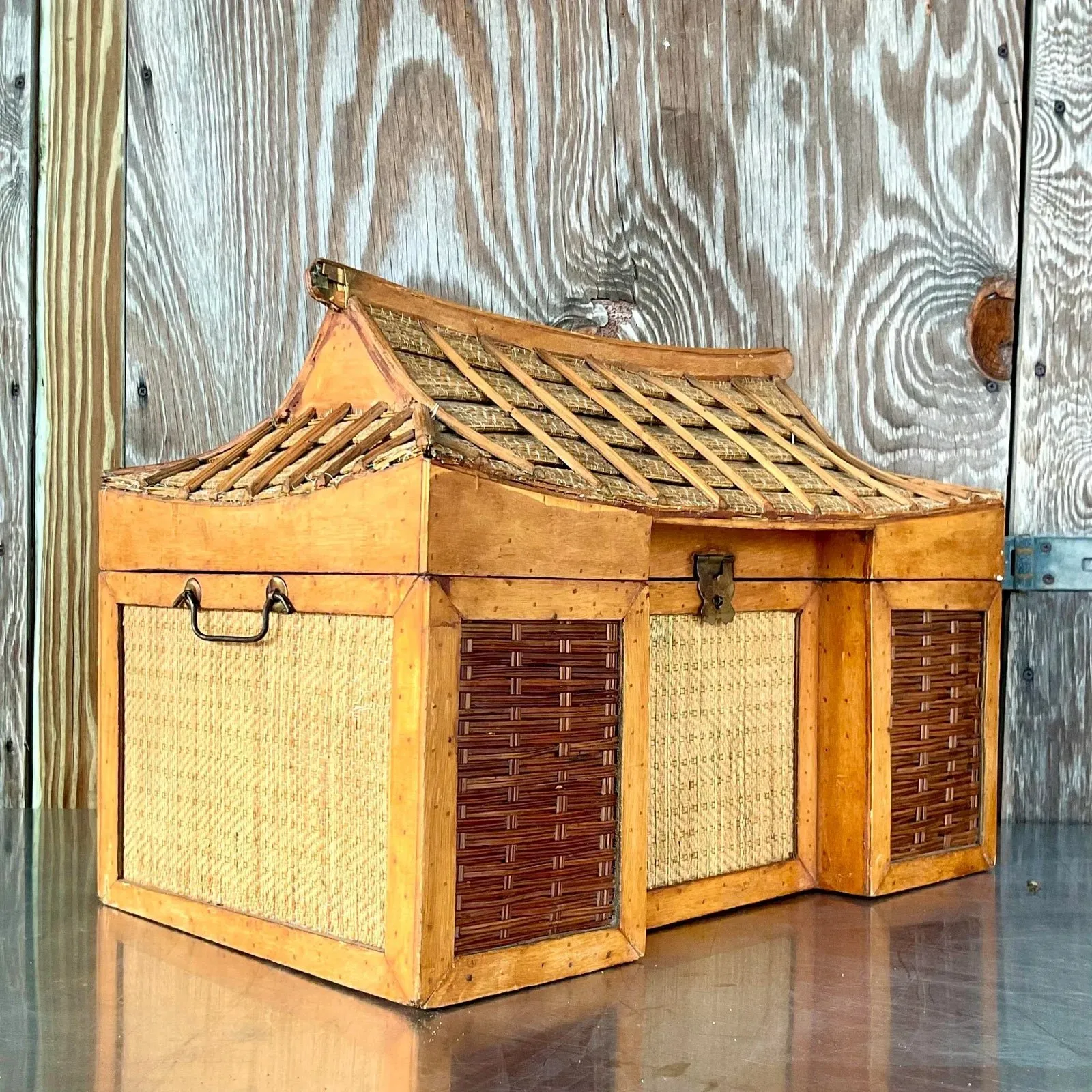 Vintage Boho Pagoda Trunk — additional photo 4