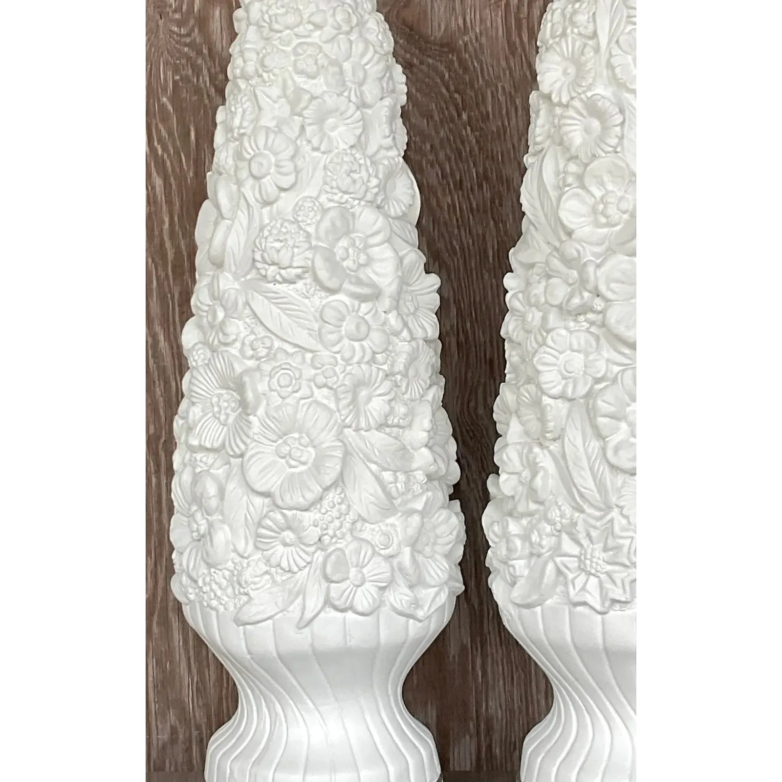 Vintage Coastal Monumental Plaster Floral Table Lamps - a Pair — additional photo 5