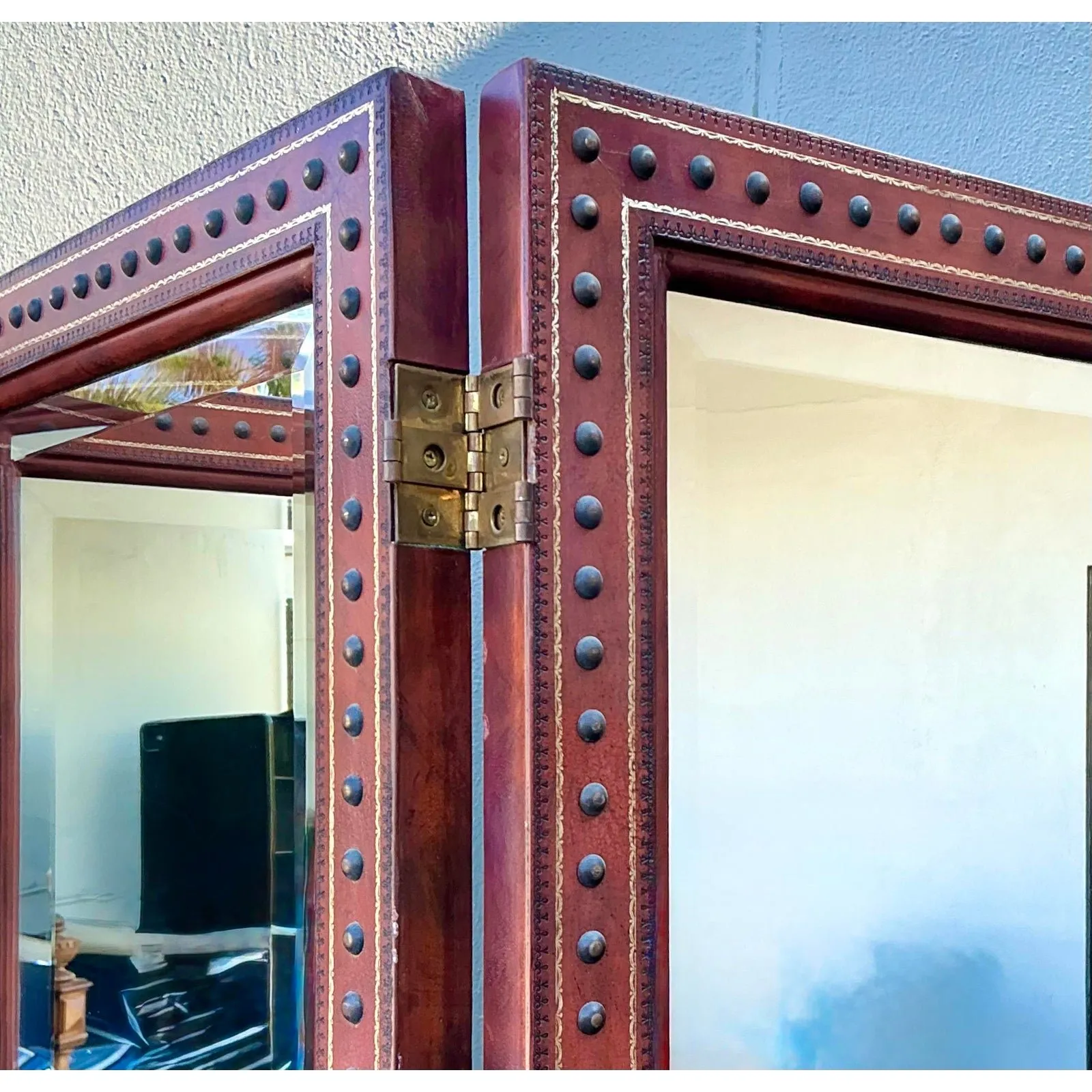 Vintage Maitland Smith Nailhead Leather Screen — additional photo 5