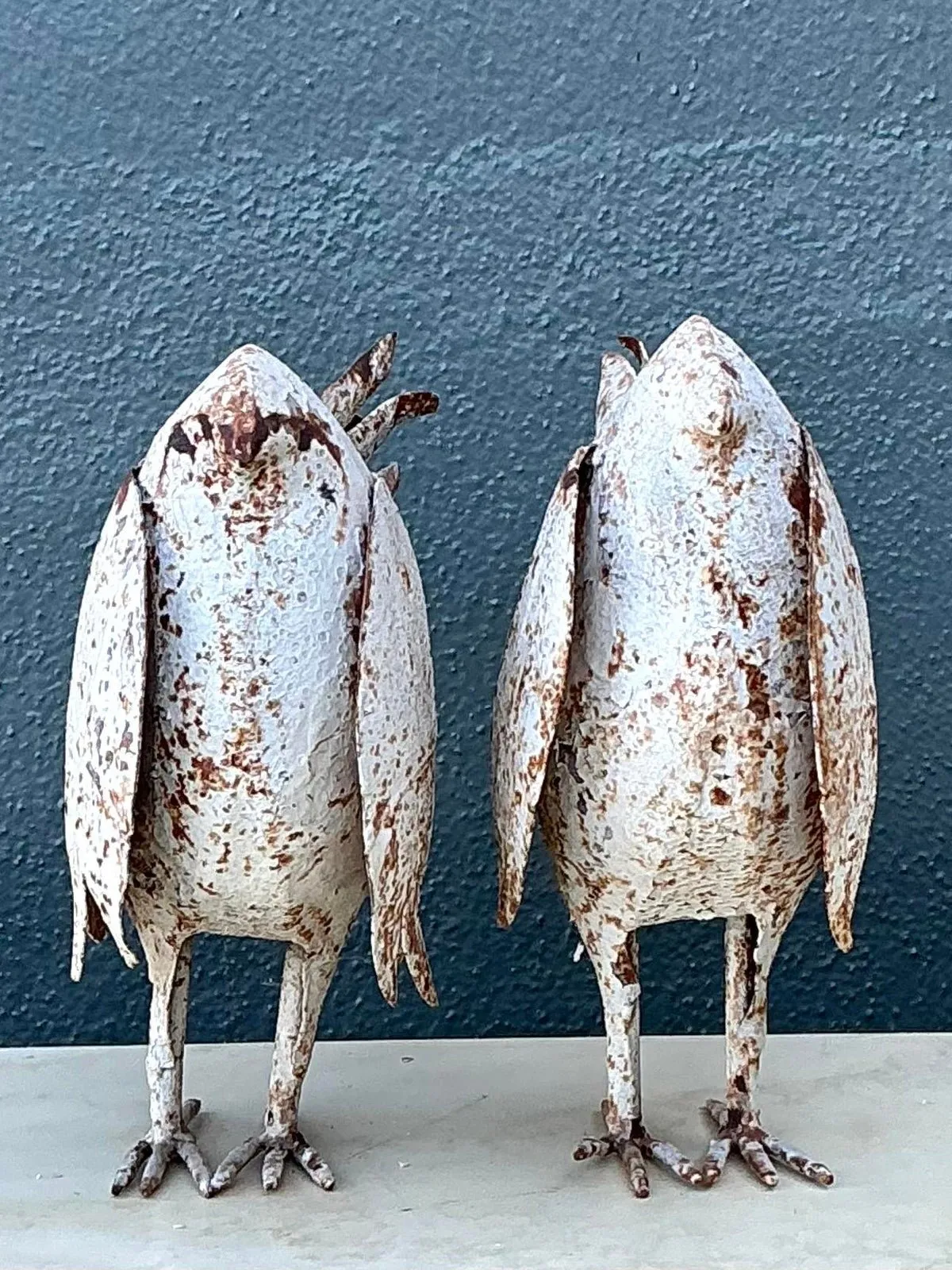 Vintage Distressed Punch Cut Metal Birds - A Pair — additional photo 7