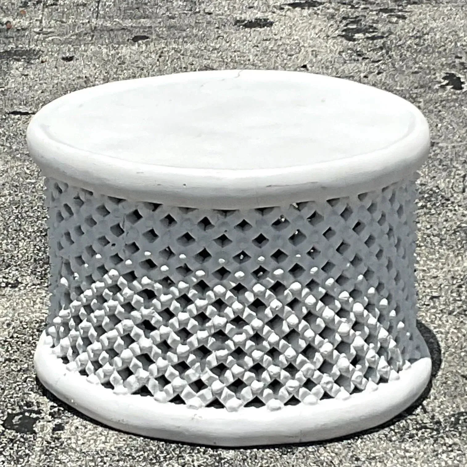 Late 20th Century Vintage Boho Bamileke Wood Coffee Table — additional photo 8