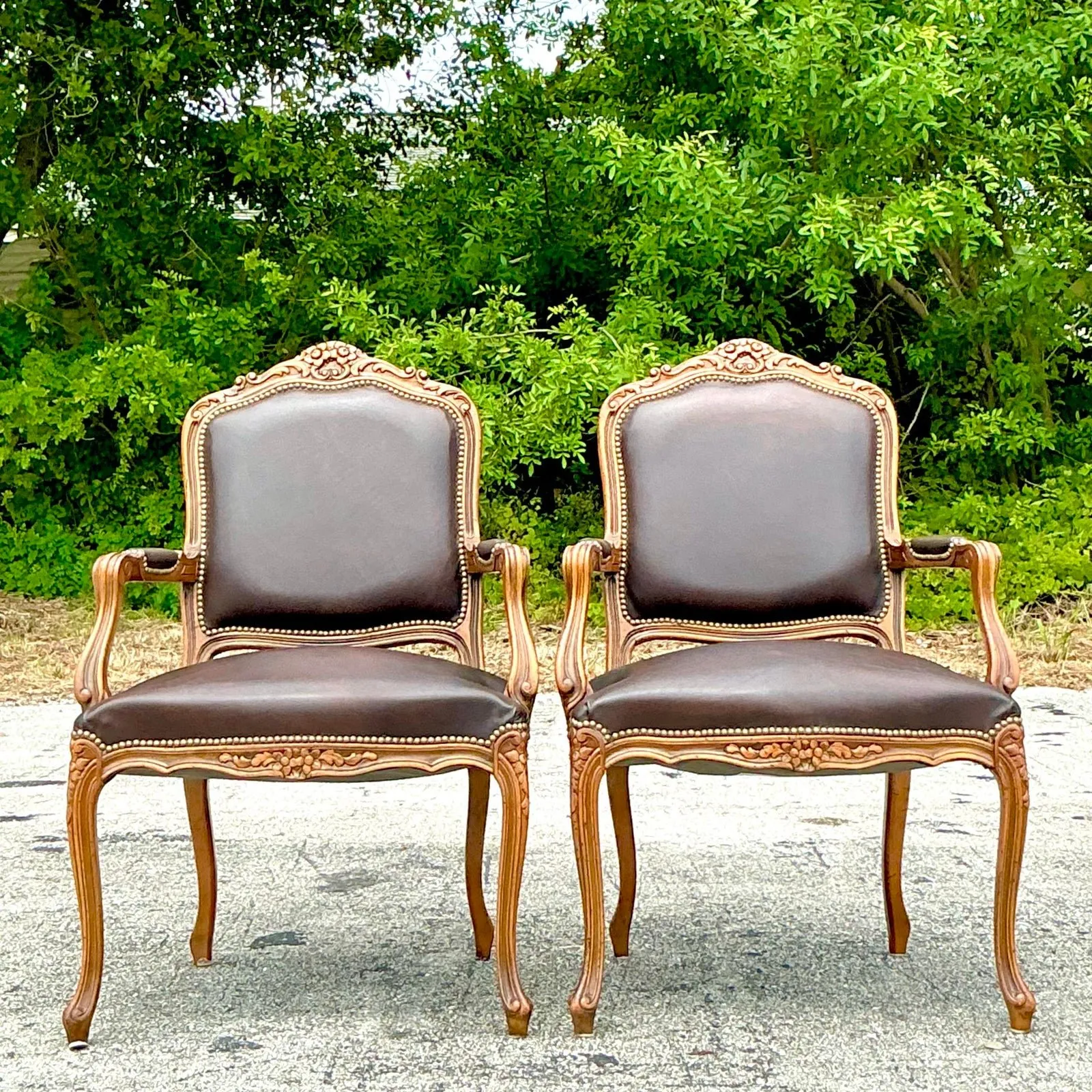 Vintage Italian Regency Leather Fauteiul Chairs - a Pair — additional photo 3