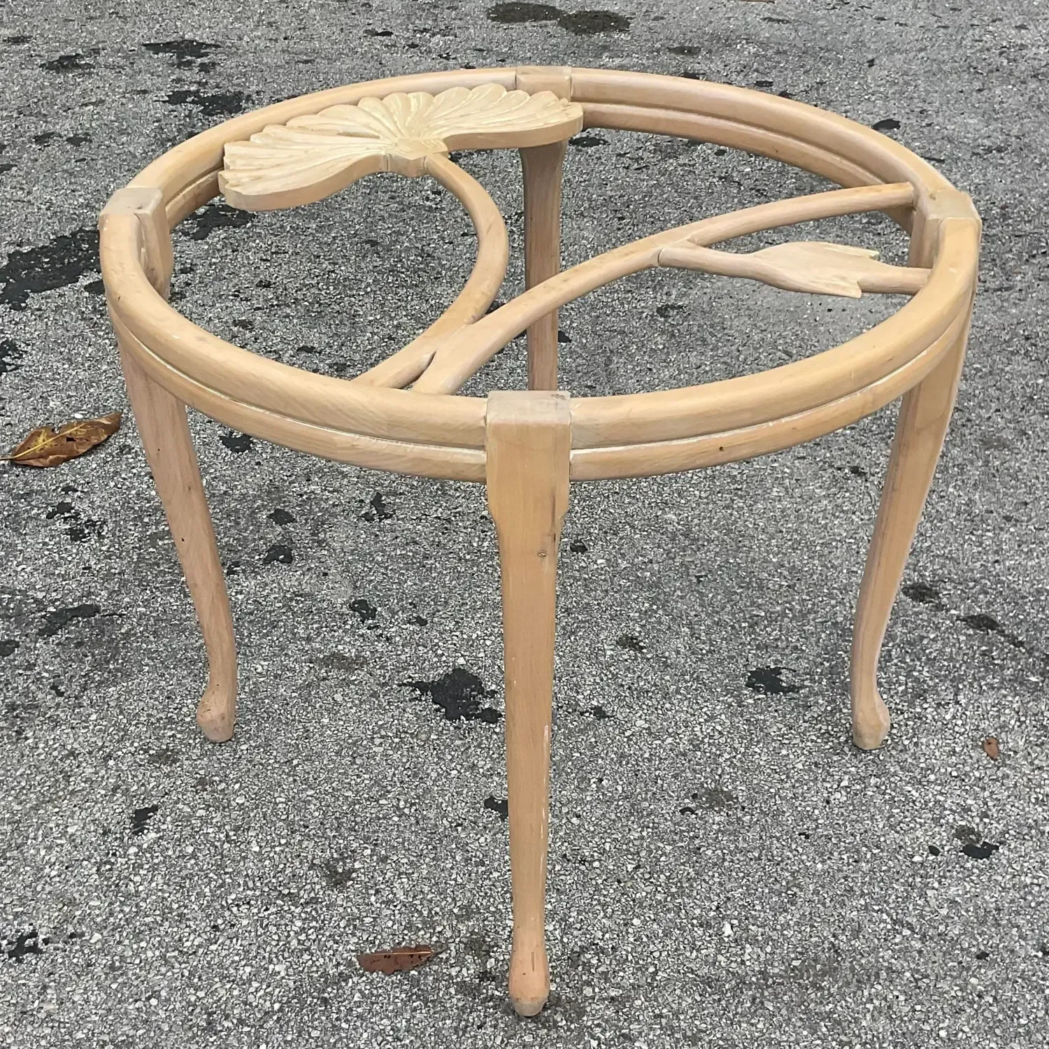 1990s Vintage Coastal Andre Originals Carved Lily Dining Table Pedestal — additional photo 5