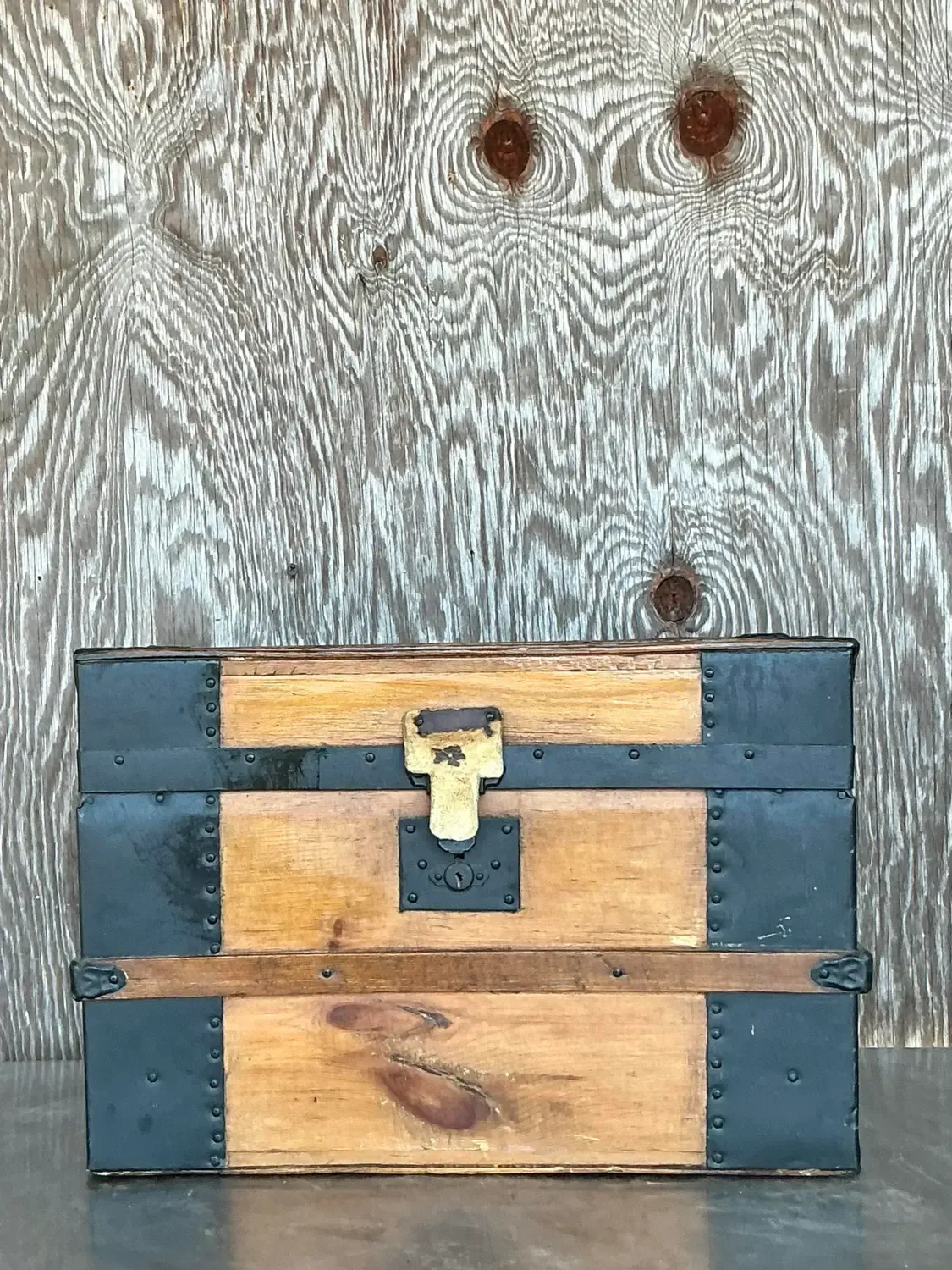 Antique Boho 19th Century Travel Trunk — additional photo 4