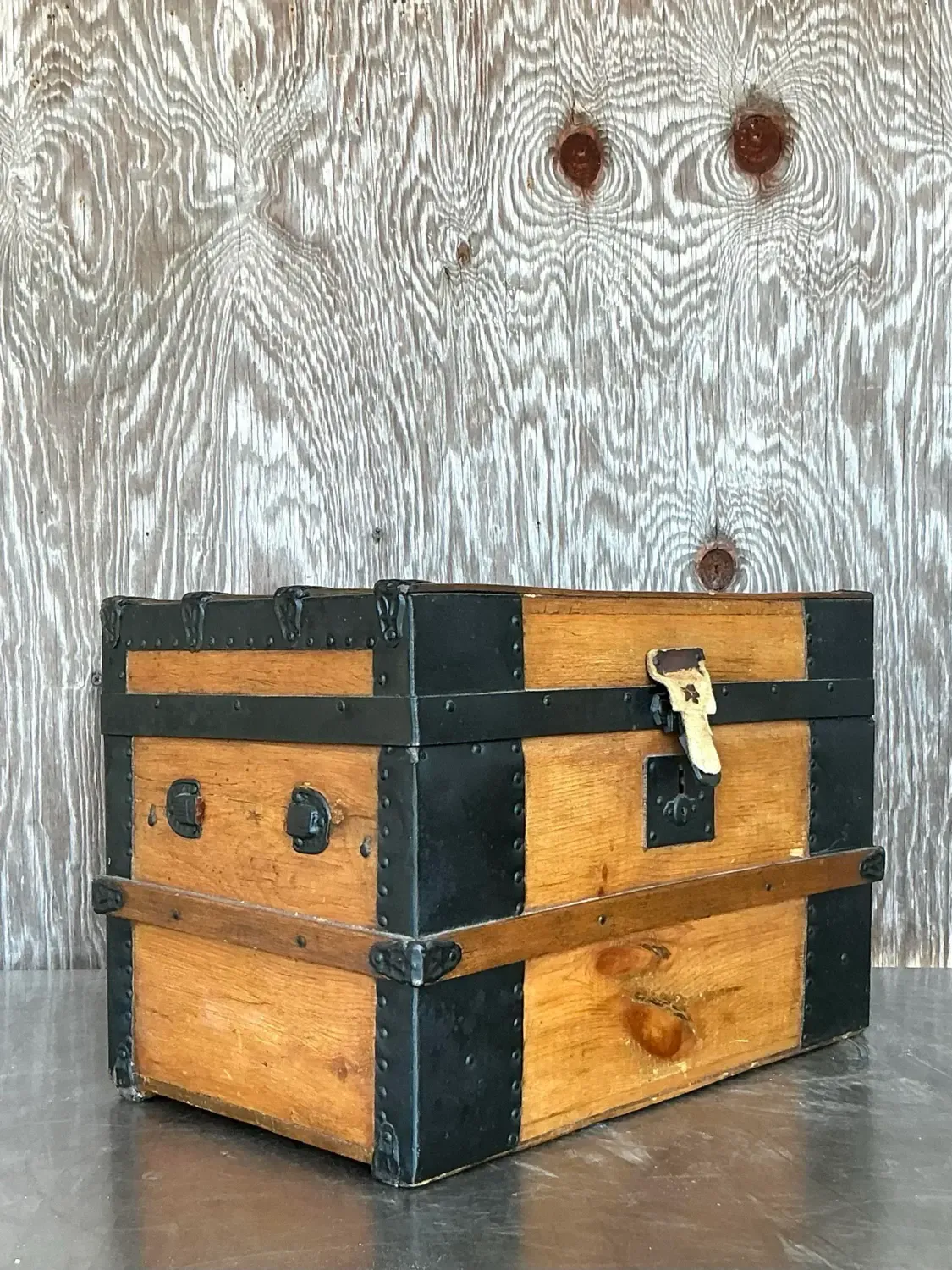 Antique Boho 19th Century Travel Trunk — additional photo 7