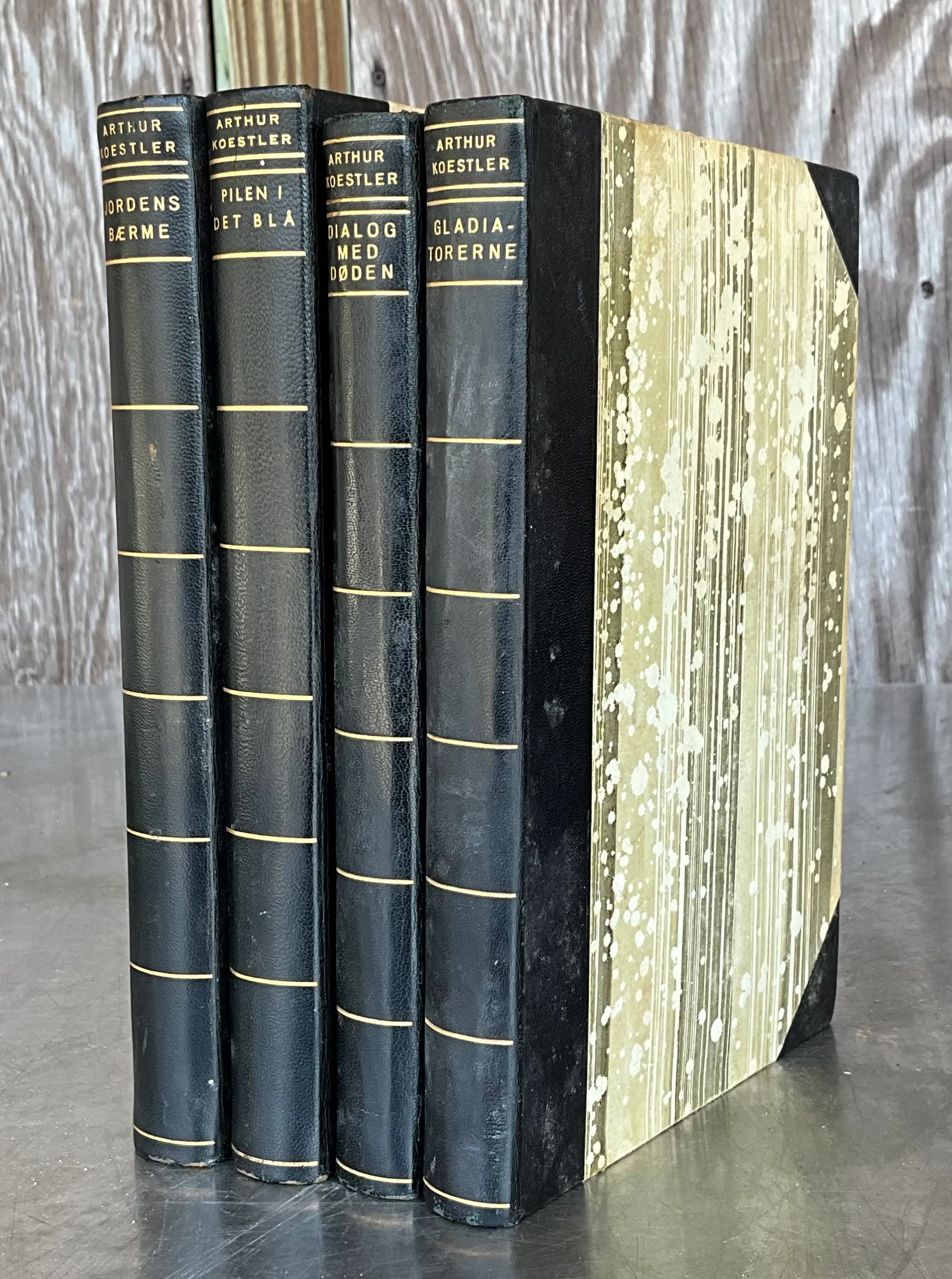 Arhur Koestler Leatherbound Books- Set of 4 — additional photo 3