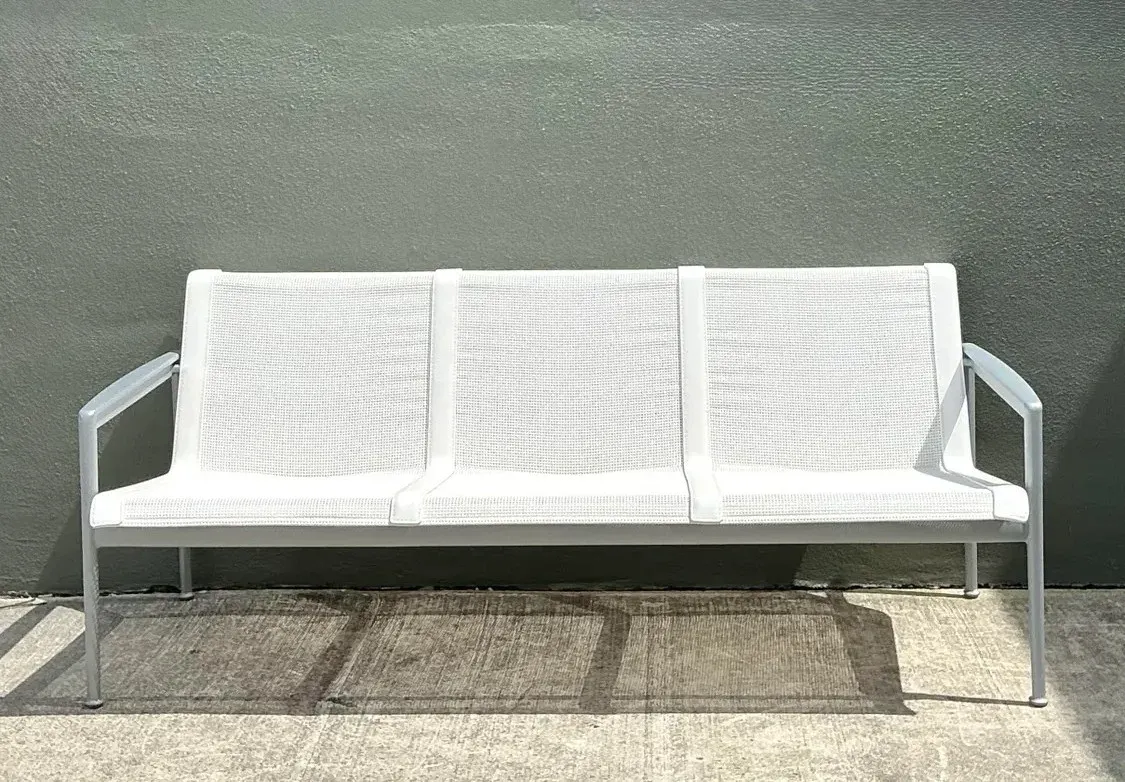 Vintage MCM Richard Schultz 1966 Outdoor Sofa — additional photo 1