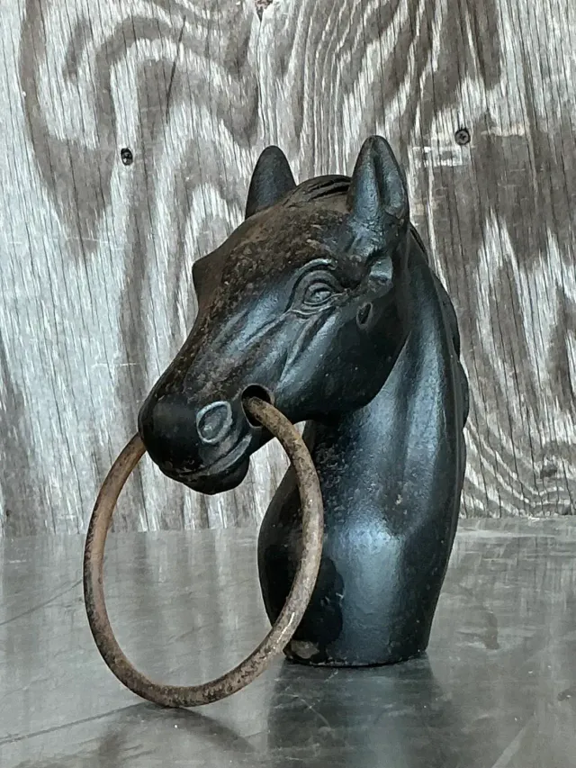 Early 20th Century Vintage Boho Wrought Iron Hitching Post Head — additional photo 2