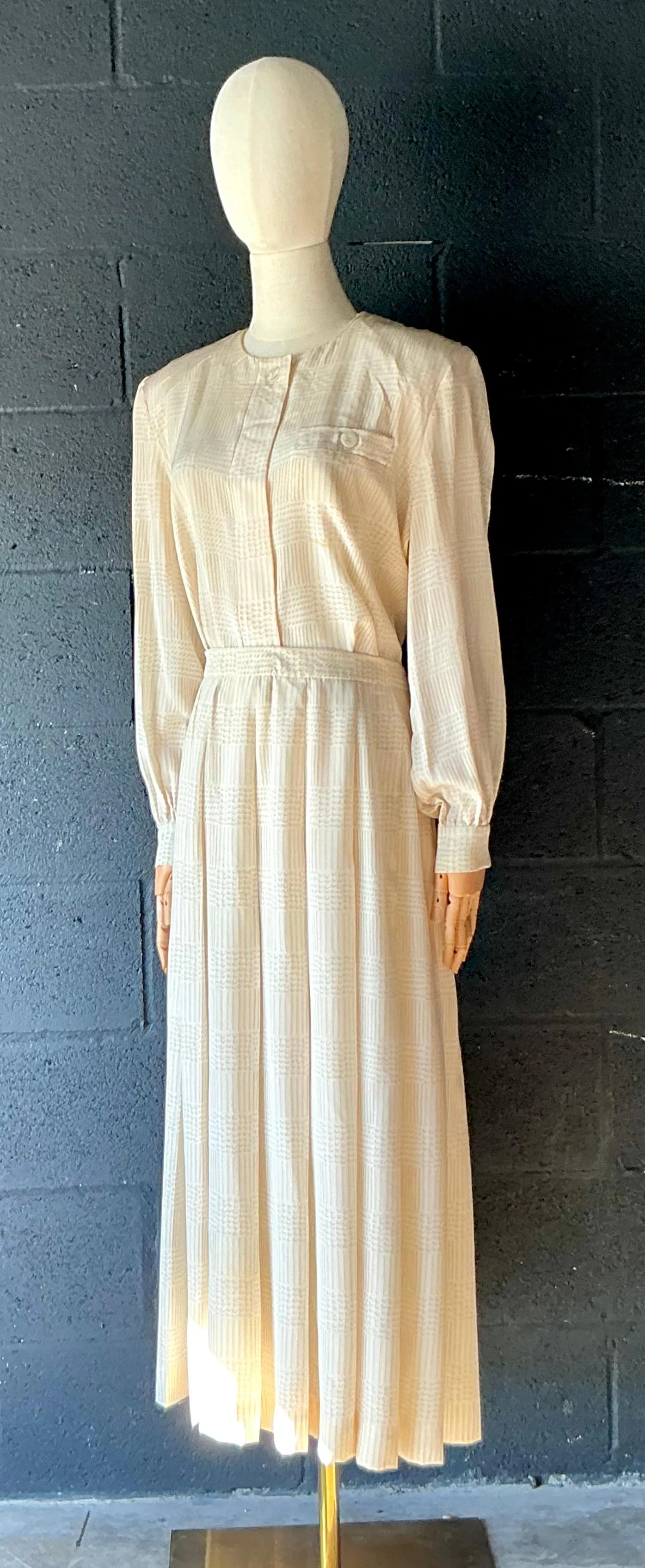Vintage Gloria Sachs Two Piece Blouse & Skirt Set — additional photo 6
